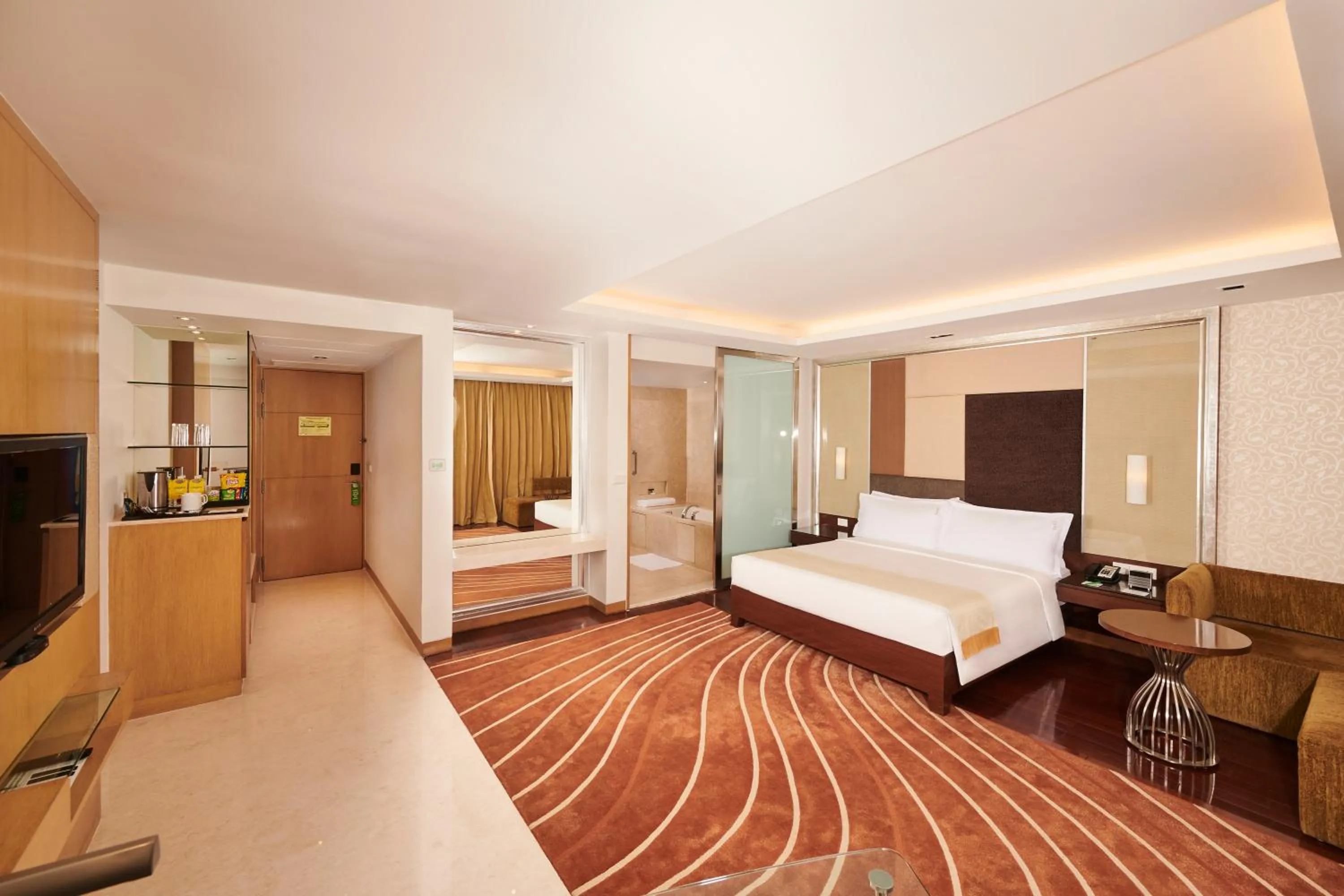 Photo of the whole room, Bed in Holiday Inn Mumbai International Airport by IHG
