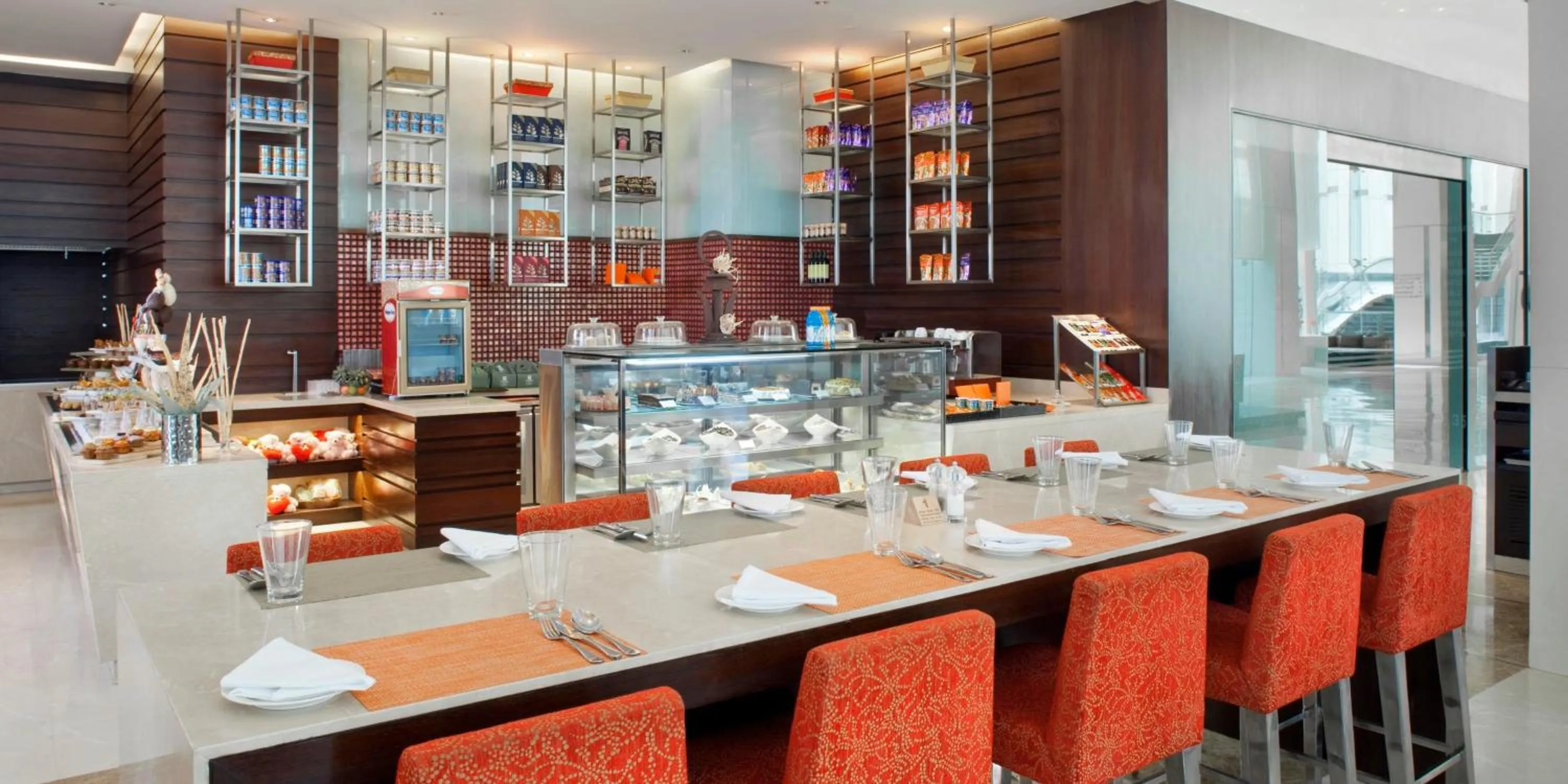 Holiday Inn Mumbai International Airport by IHG