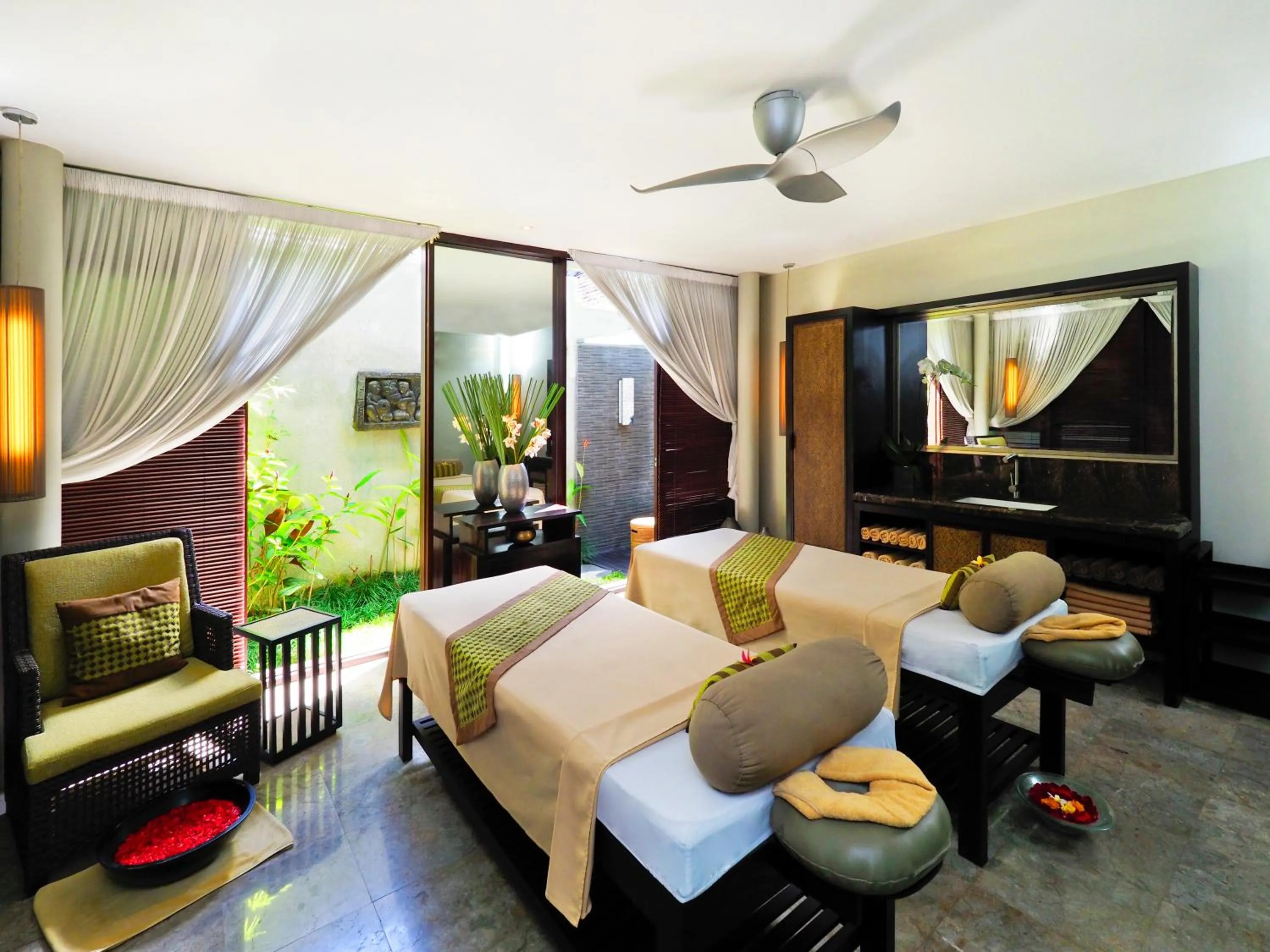 Spa and wellness centre/facilities, Bed in The Amala Boutique Retreat