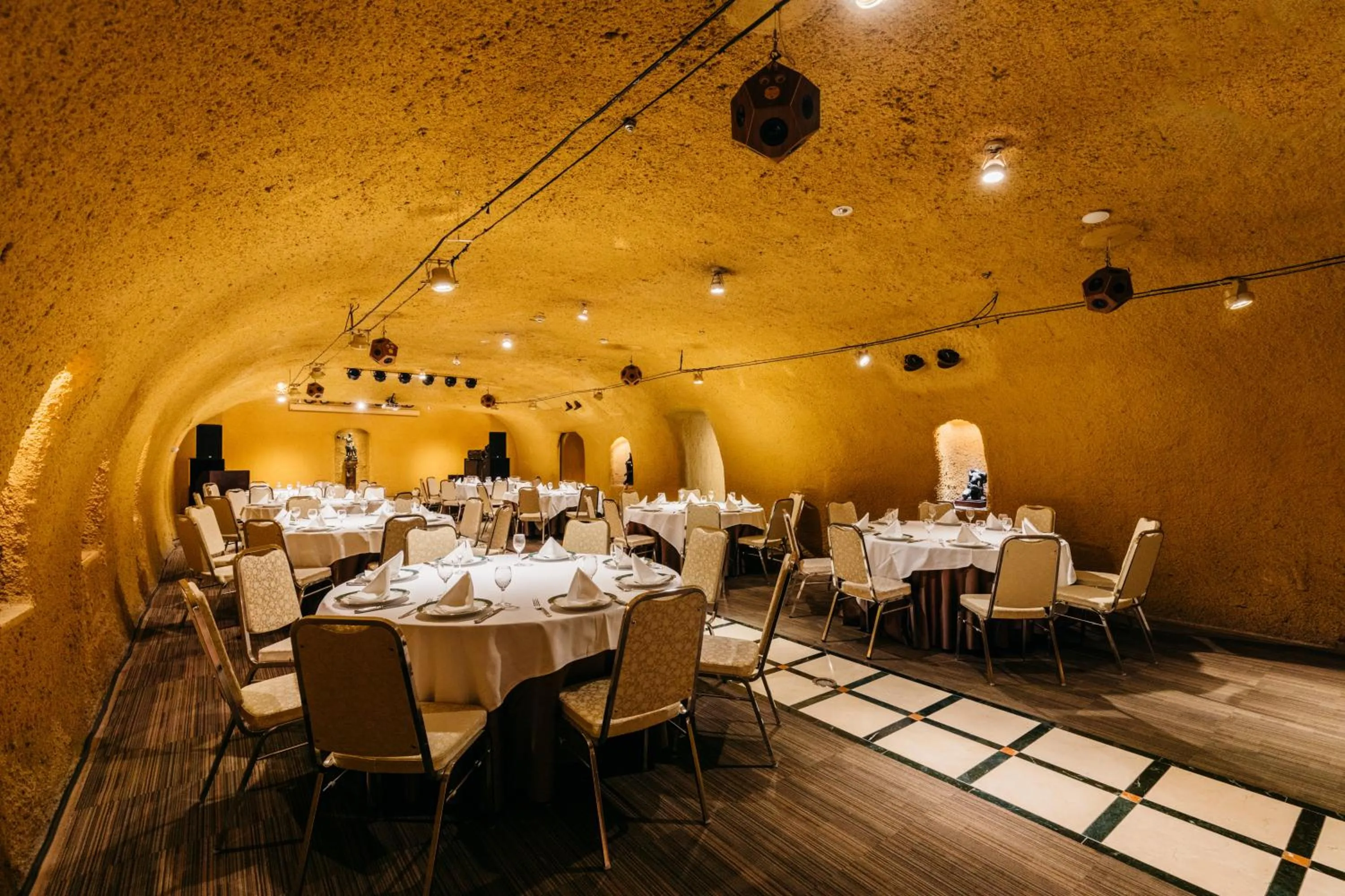 New Osaka Hotel Shinsaibashi