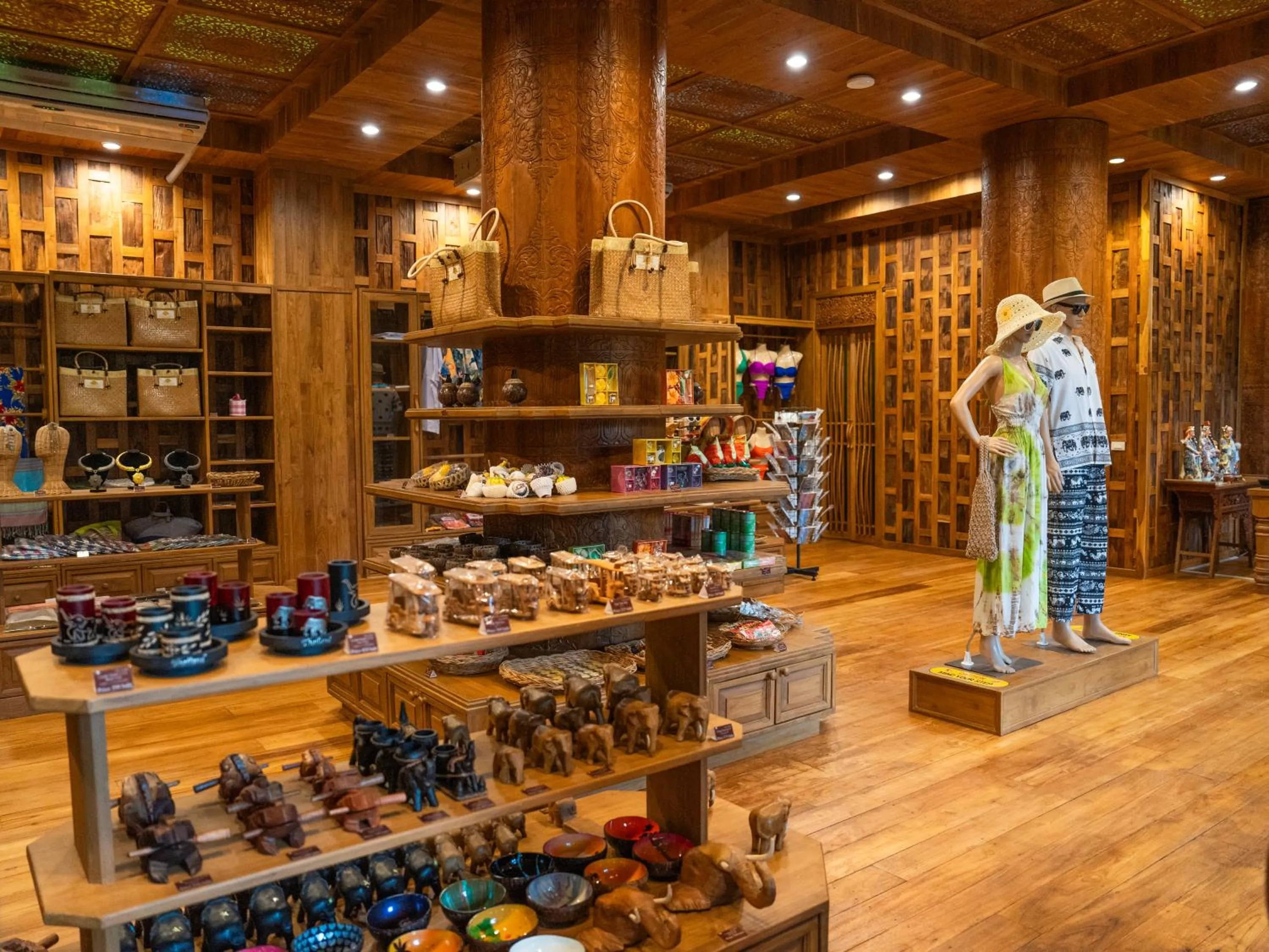 Shopping Area in Santhiya Koh Chang Resort