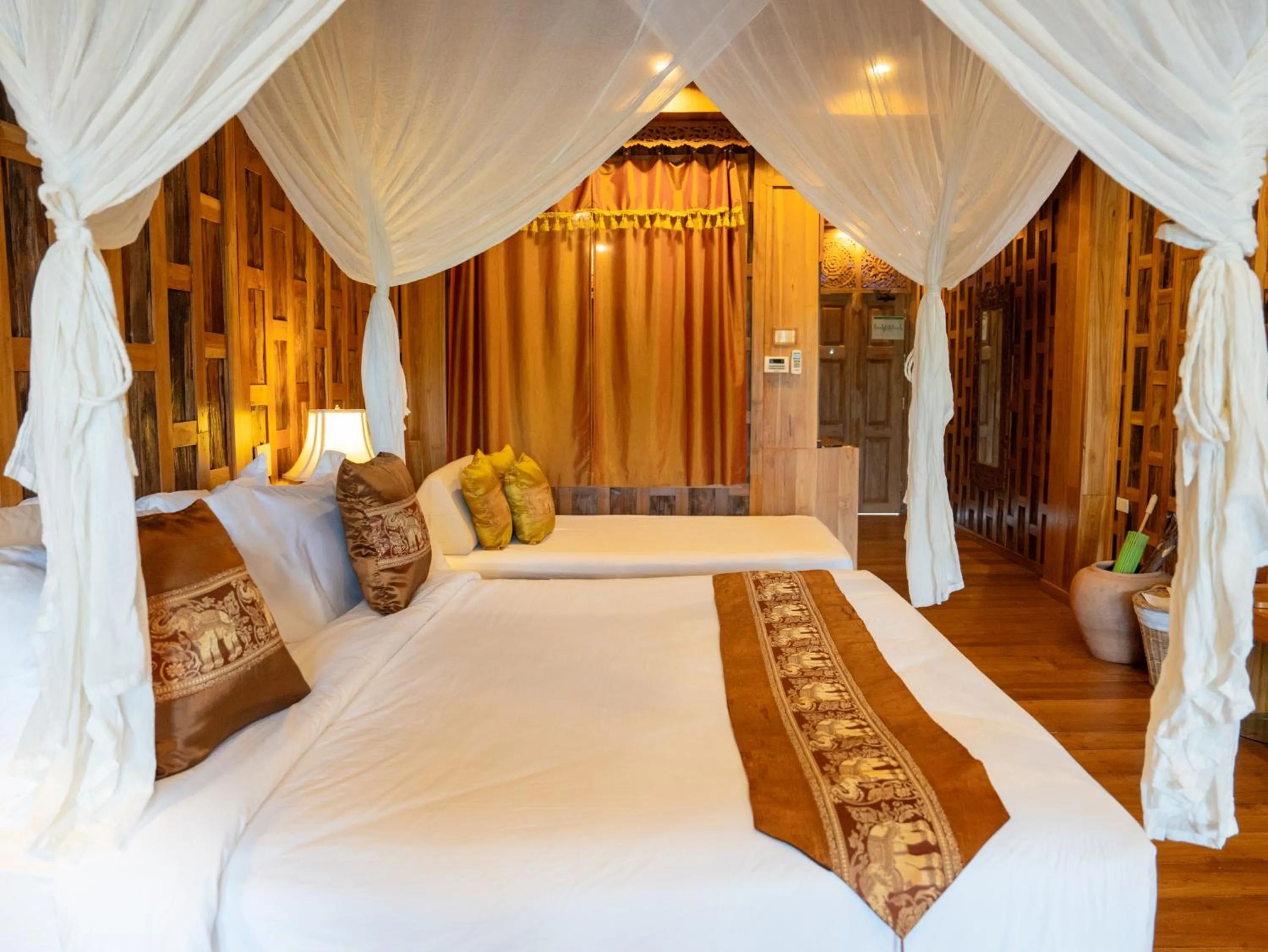 Bedroom, Bed in Santhiya Koh Chang Resort