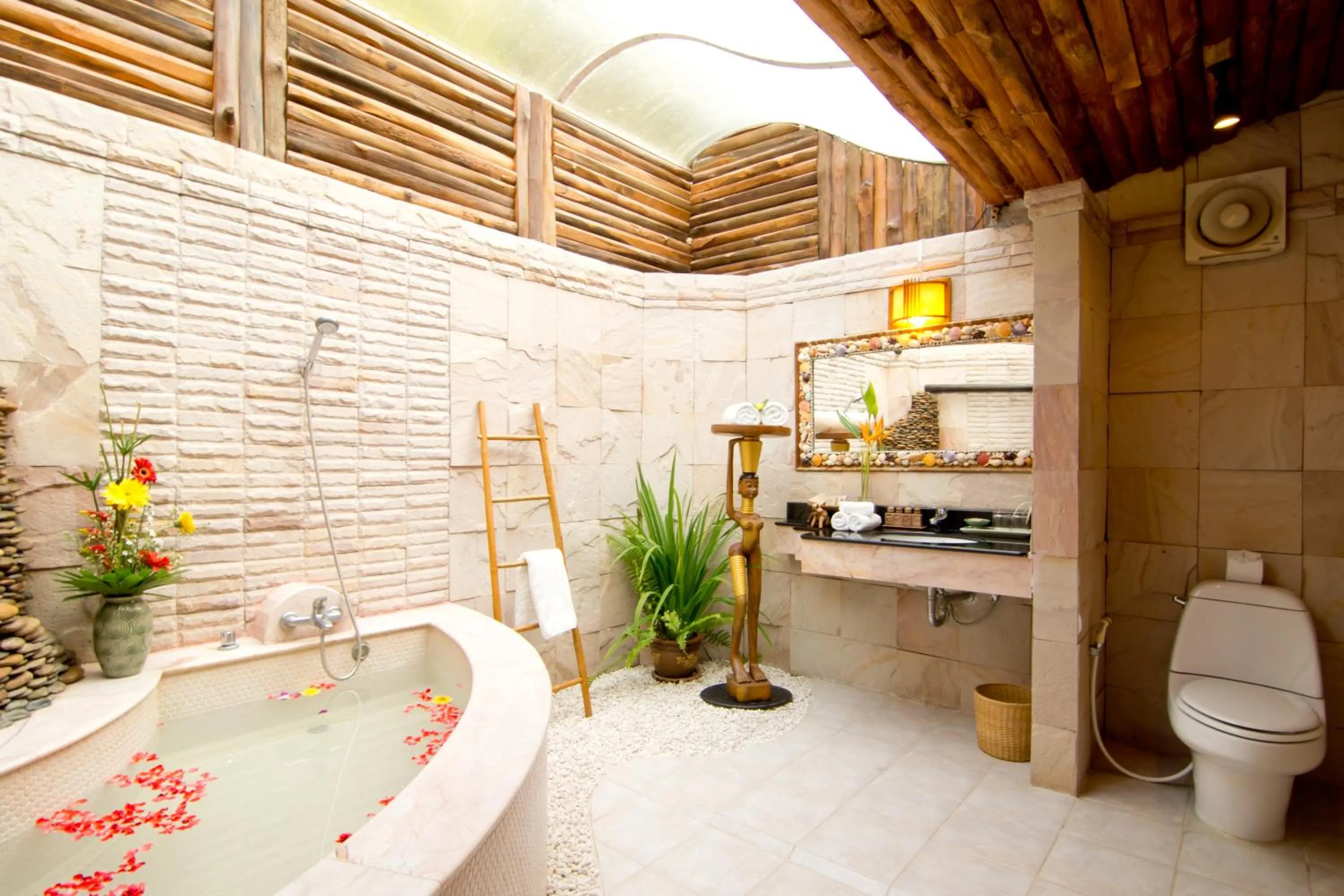 Toilet in Santhiya Koh Chang Resort