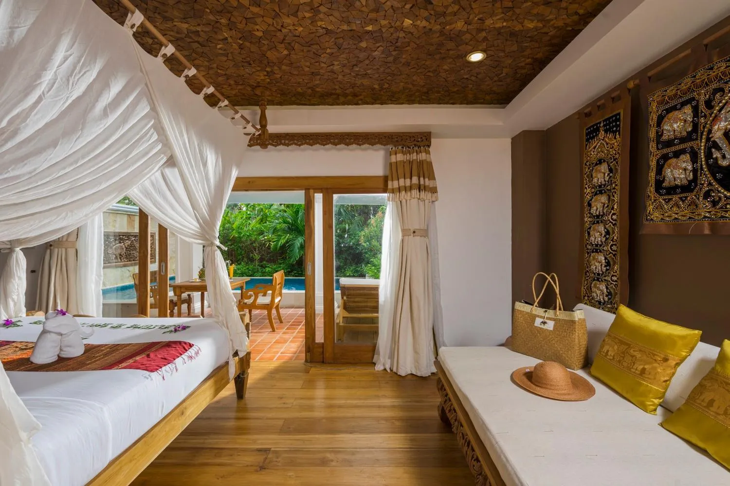 Bedroom, Bed in Santhiya Koh Chang Resort