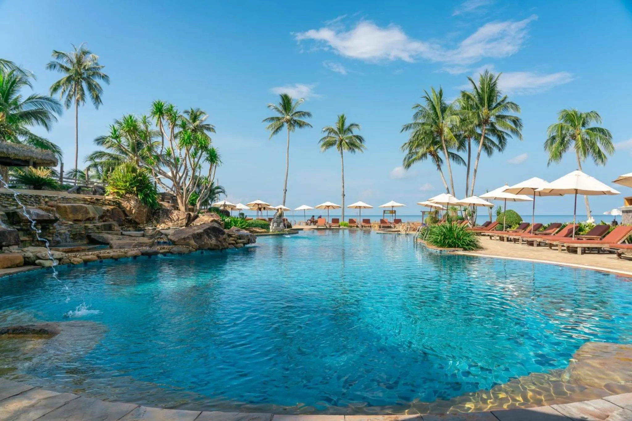 Swimming pool in Santhiya Koh Chang Resort