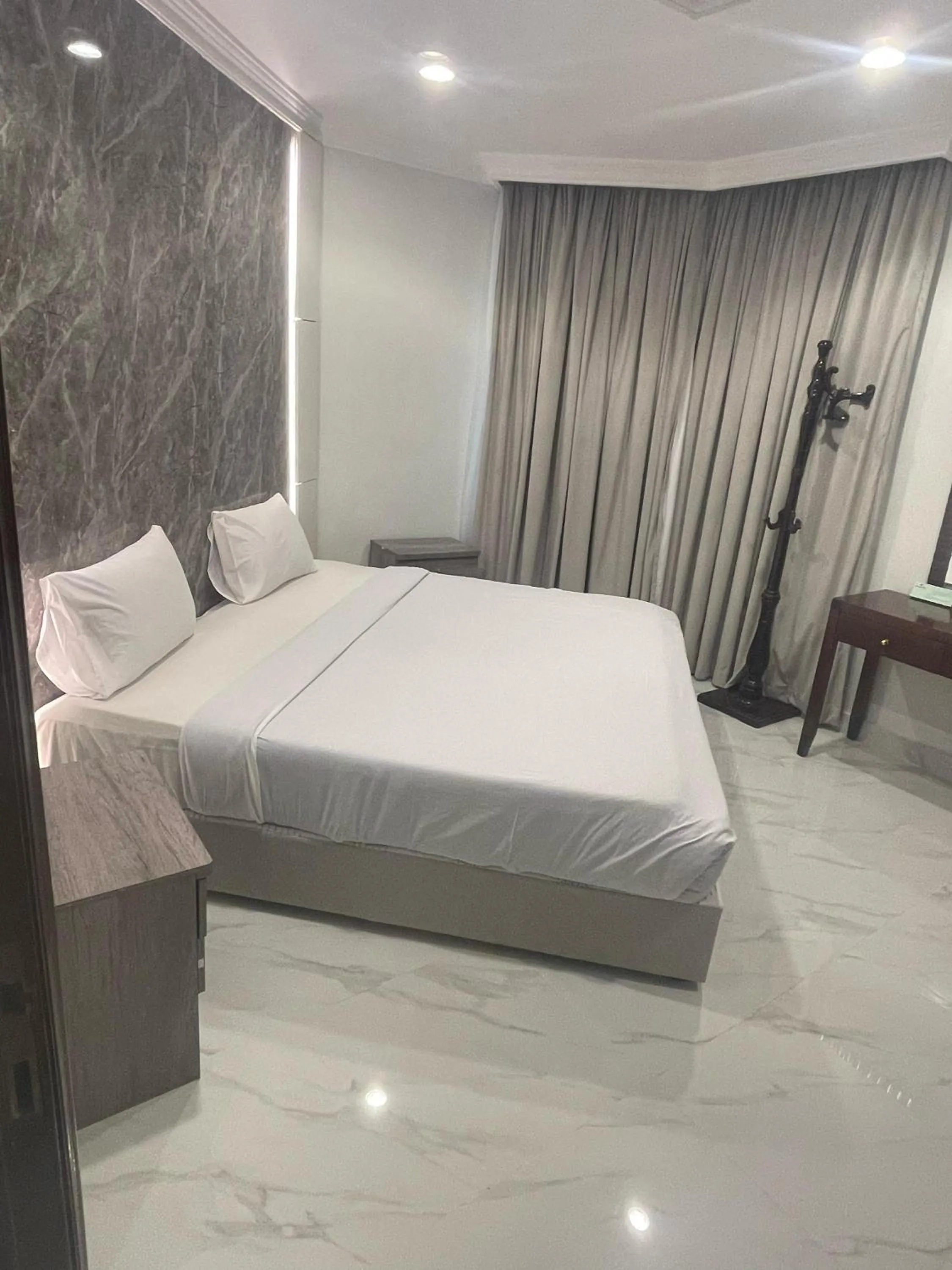 Bed in Continental Suite farwaniya