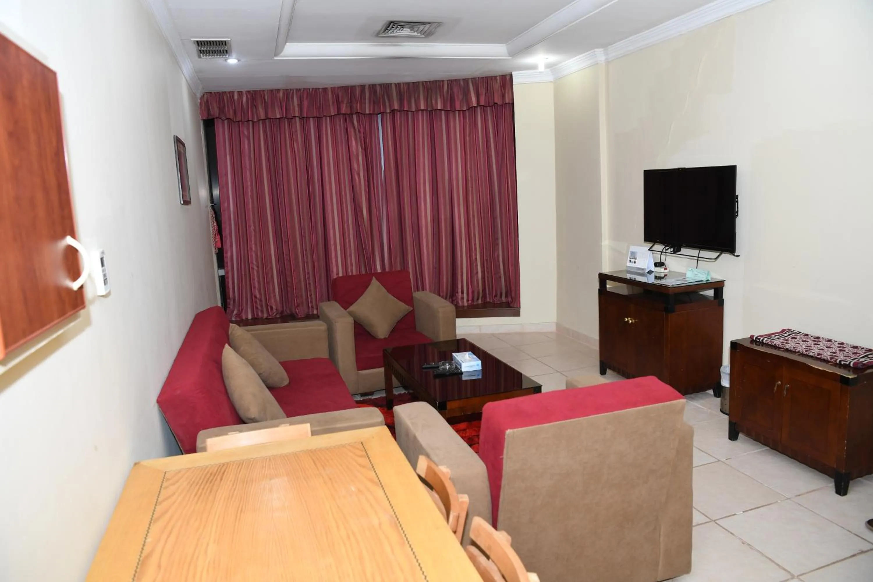 Continental Suite farwaniya