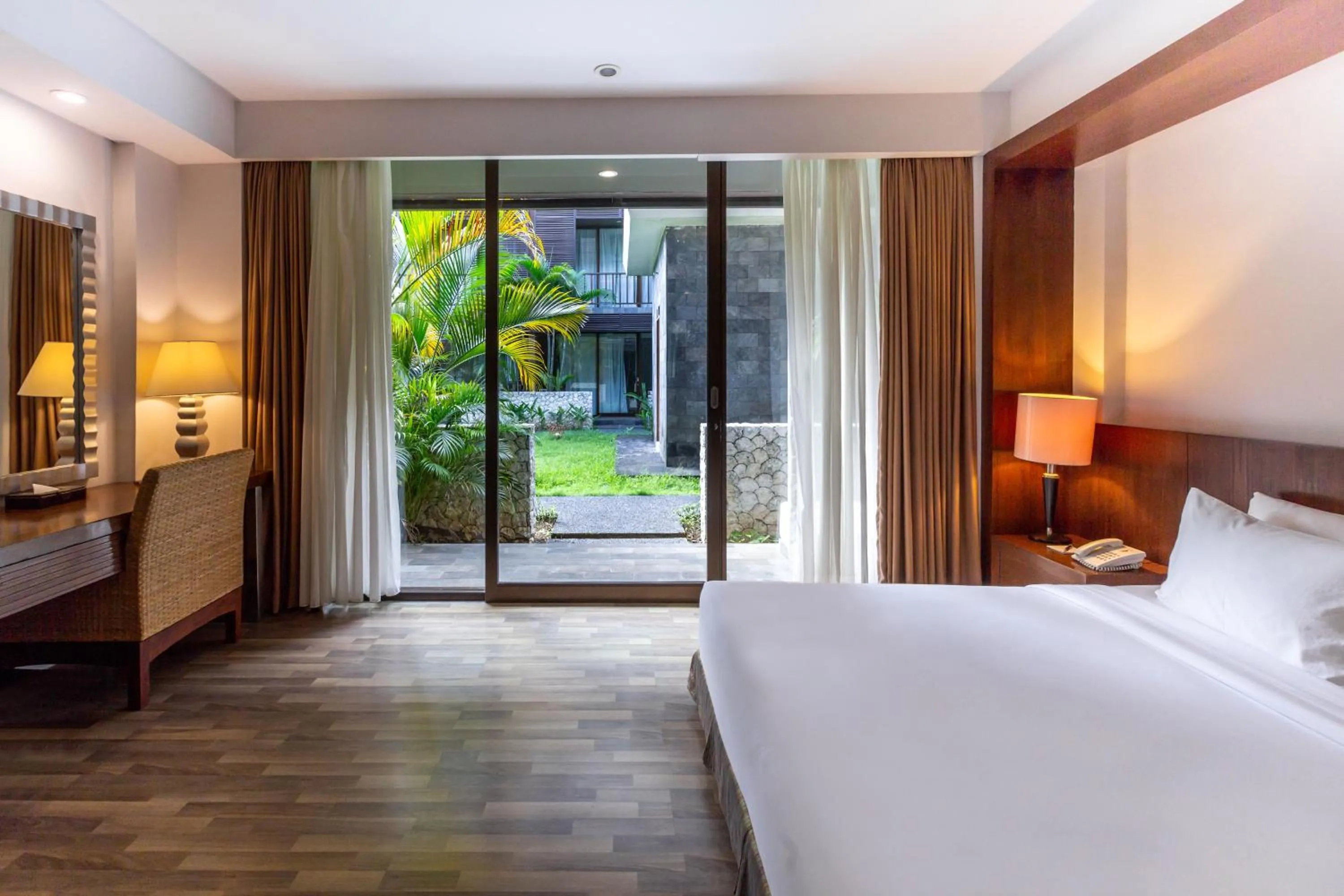 Flash Deal - Deluxe Double or Twin Room in Le Grande Bali