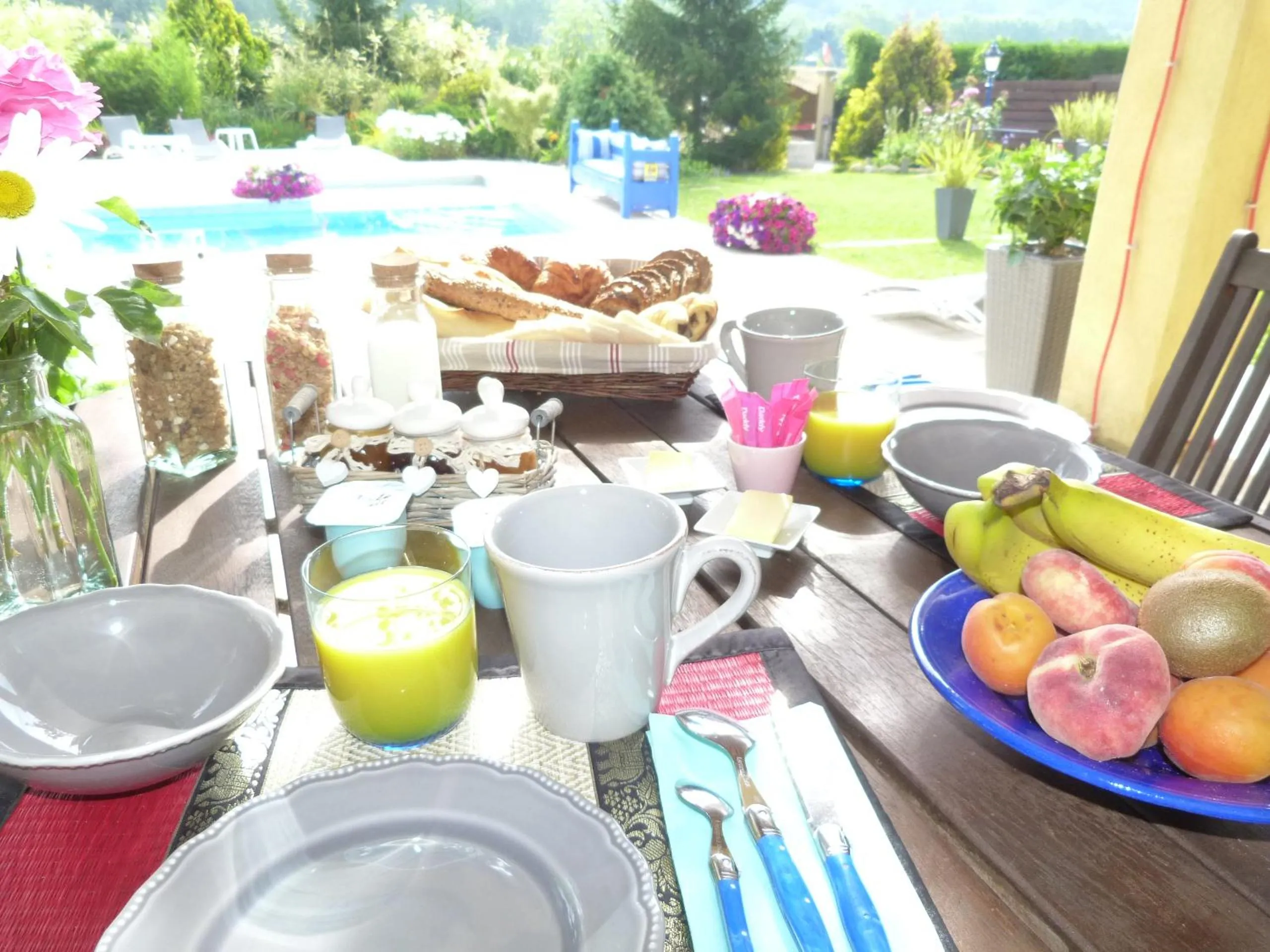 Garden in Les Bambous B&B