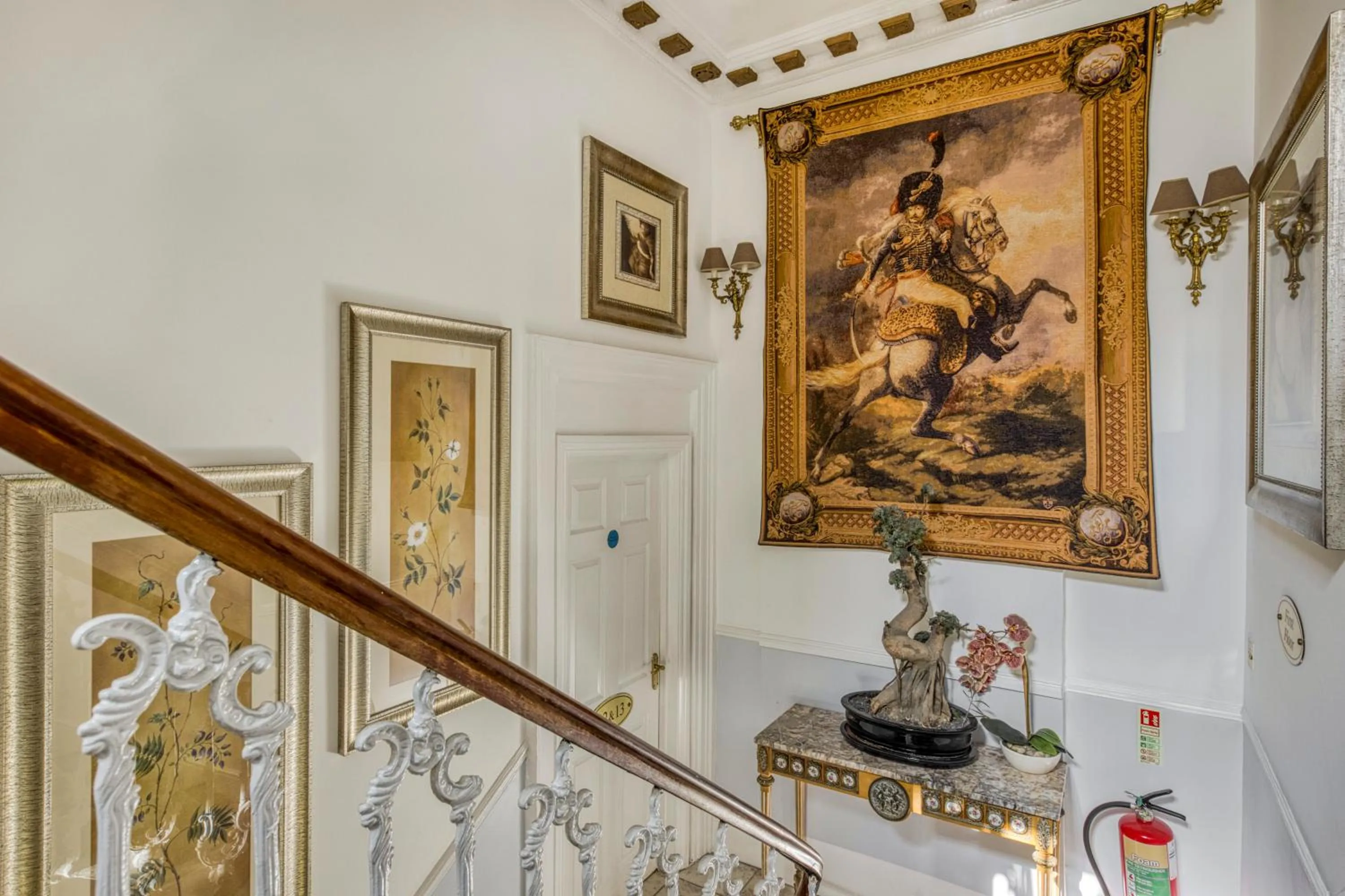 Opulence Boutique Hotel