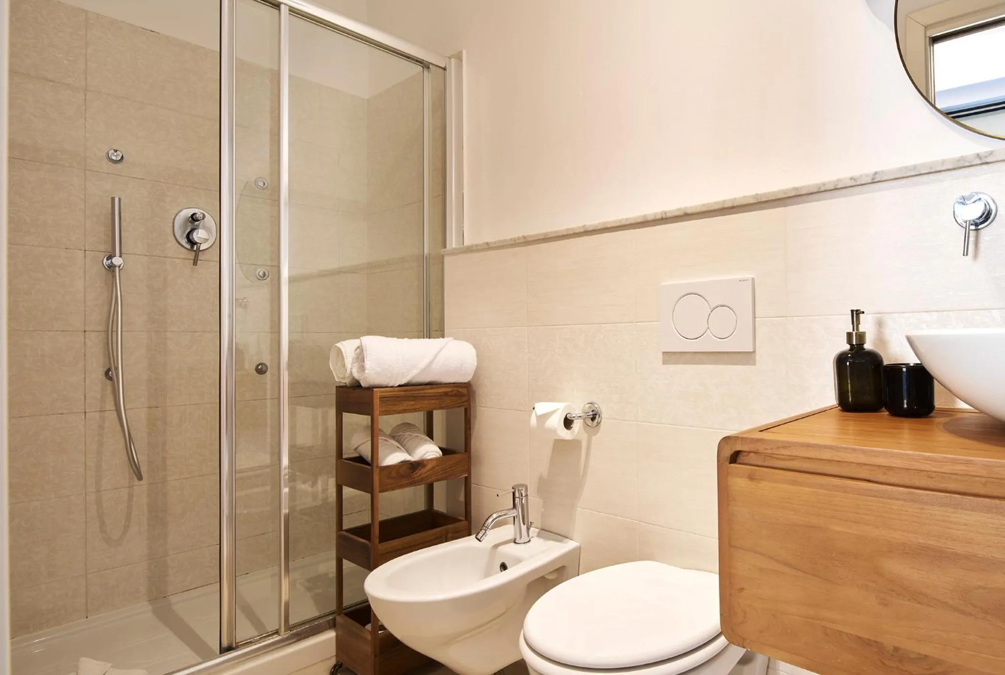 Shower in B&B La Residenza Dell'Orafo