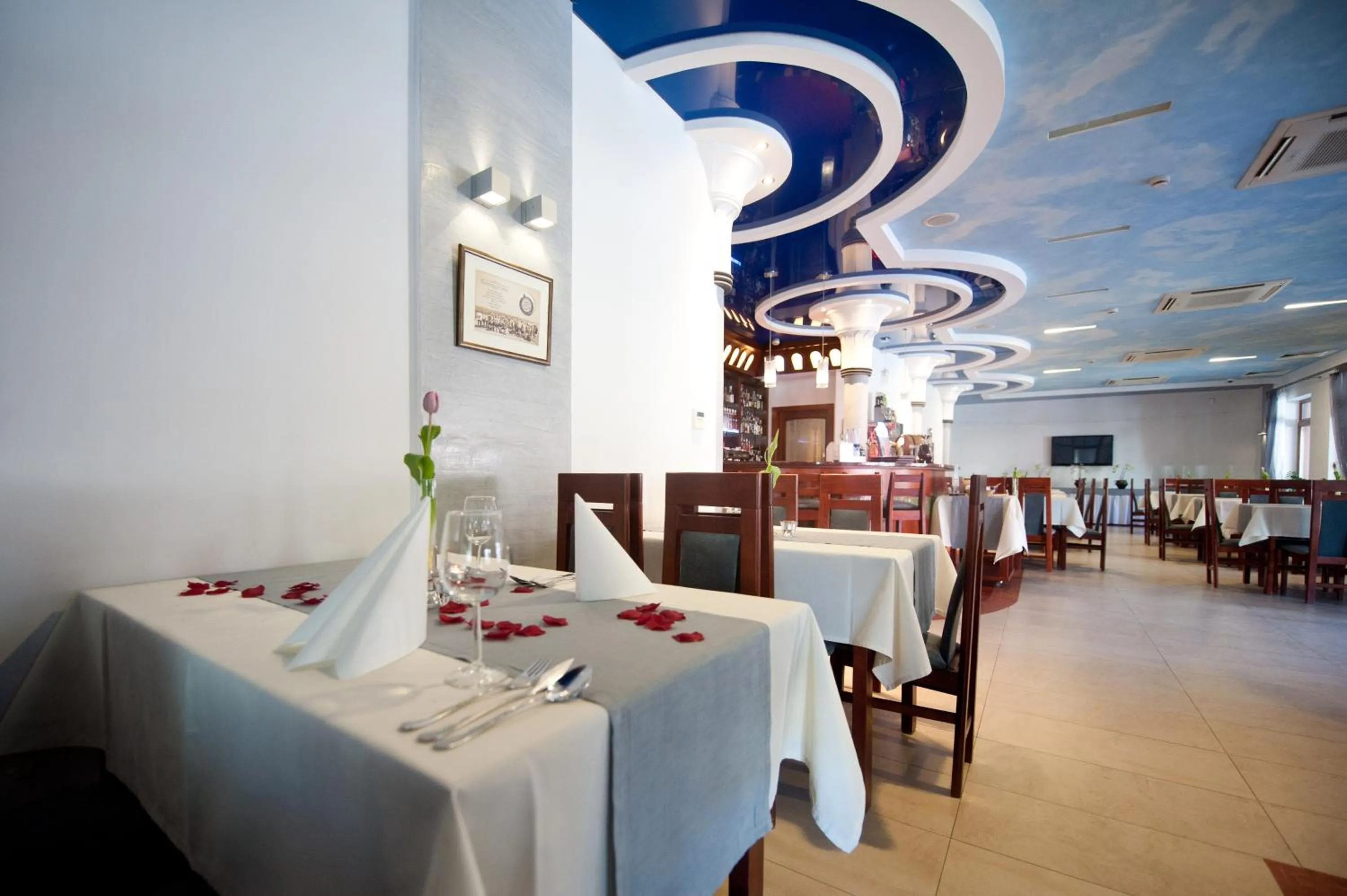 Restaurant/places to eat in Puchacz - Spa