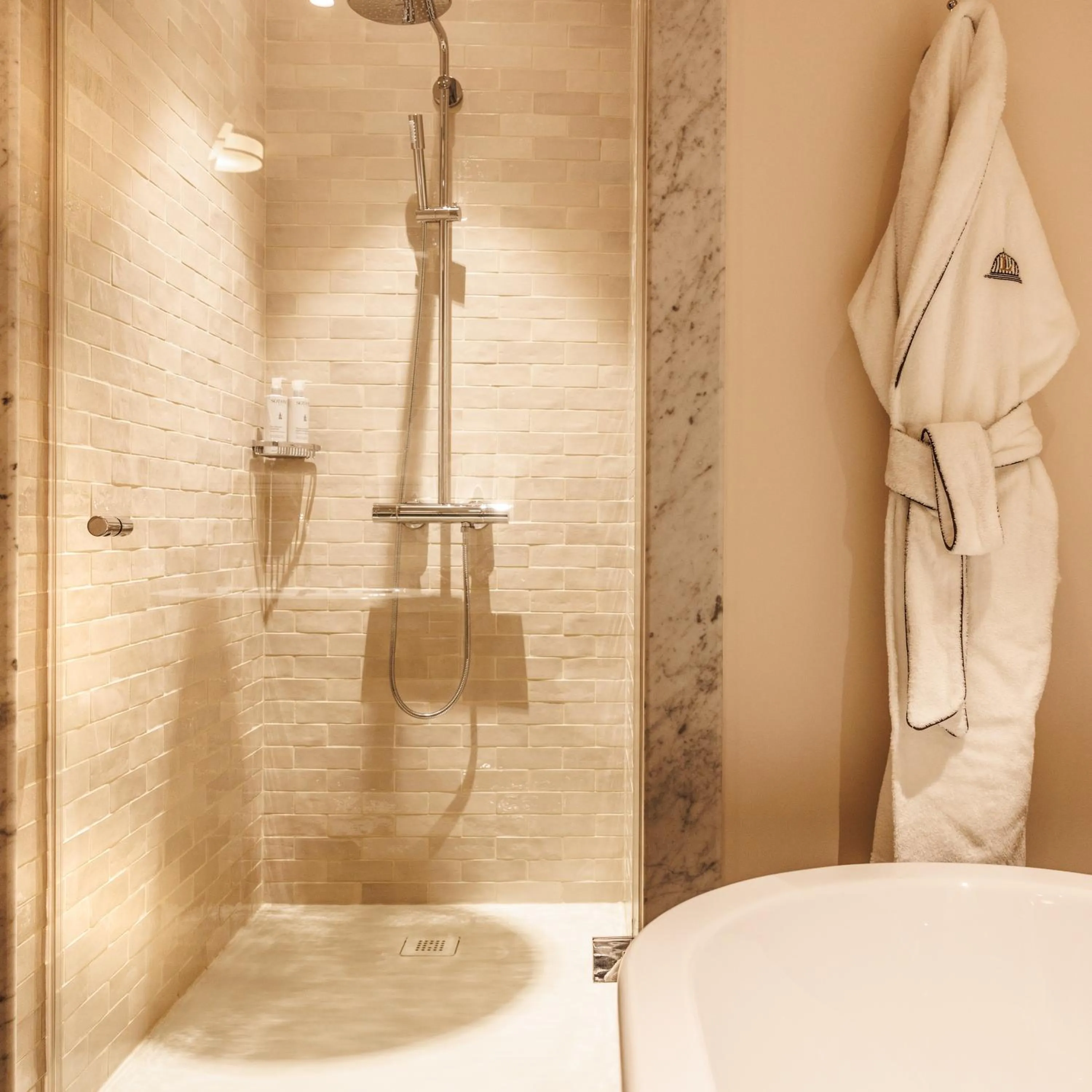 Bathroom in Domaine de Locguénolé & Spa - Relais & Chateaux