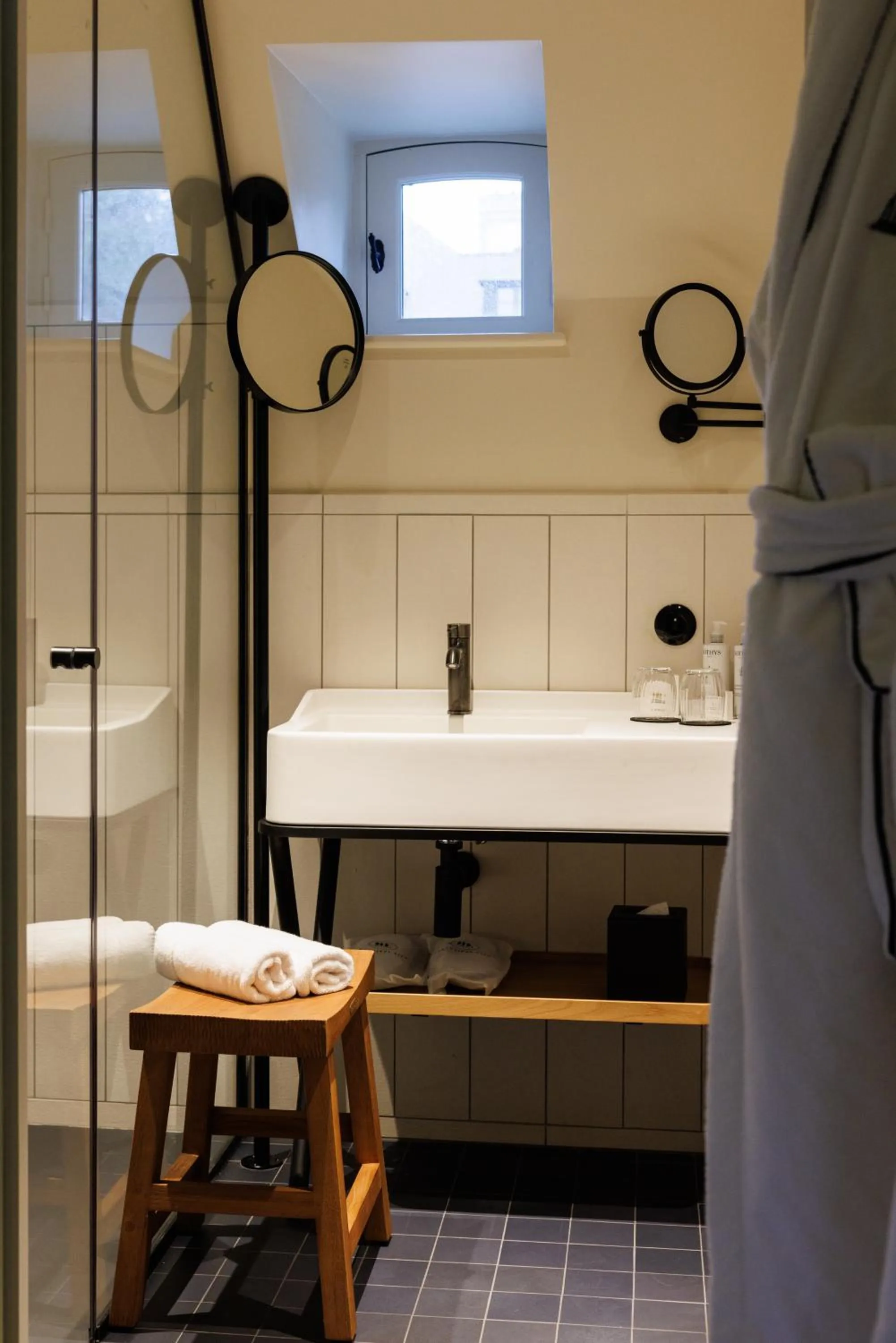 Shower in Domaine de Locguénolé & Spa - Relais & Chateaux