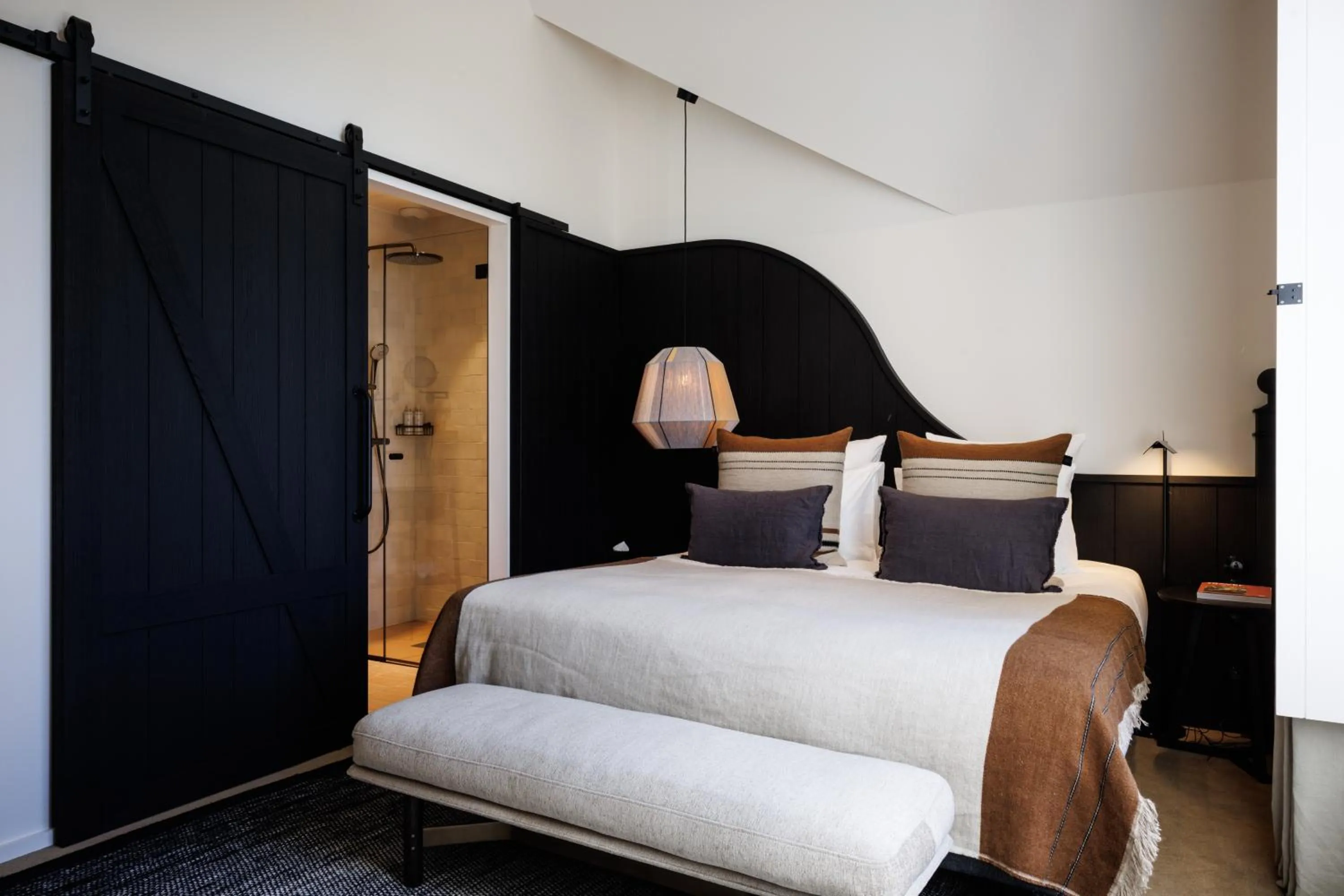 Photo of the whole room, Bed in Domaine de Locguénolé & Spa - Relais & Chateaux