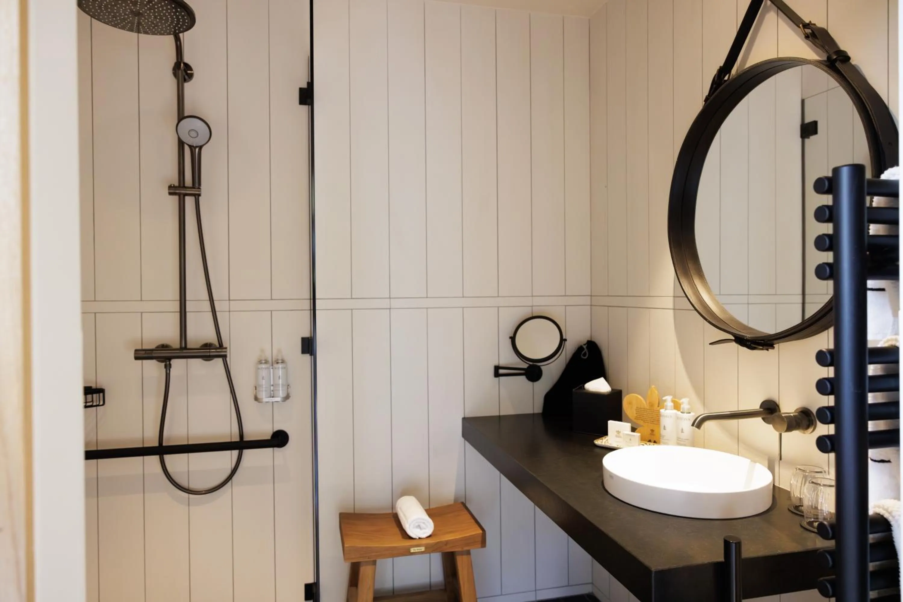 Bathroom in Domaine de Locguénolé & Spa - Relais & Chateaux