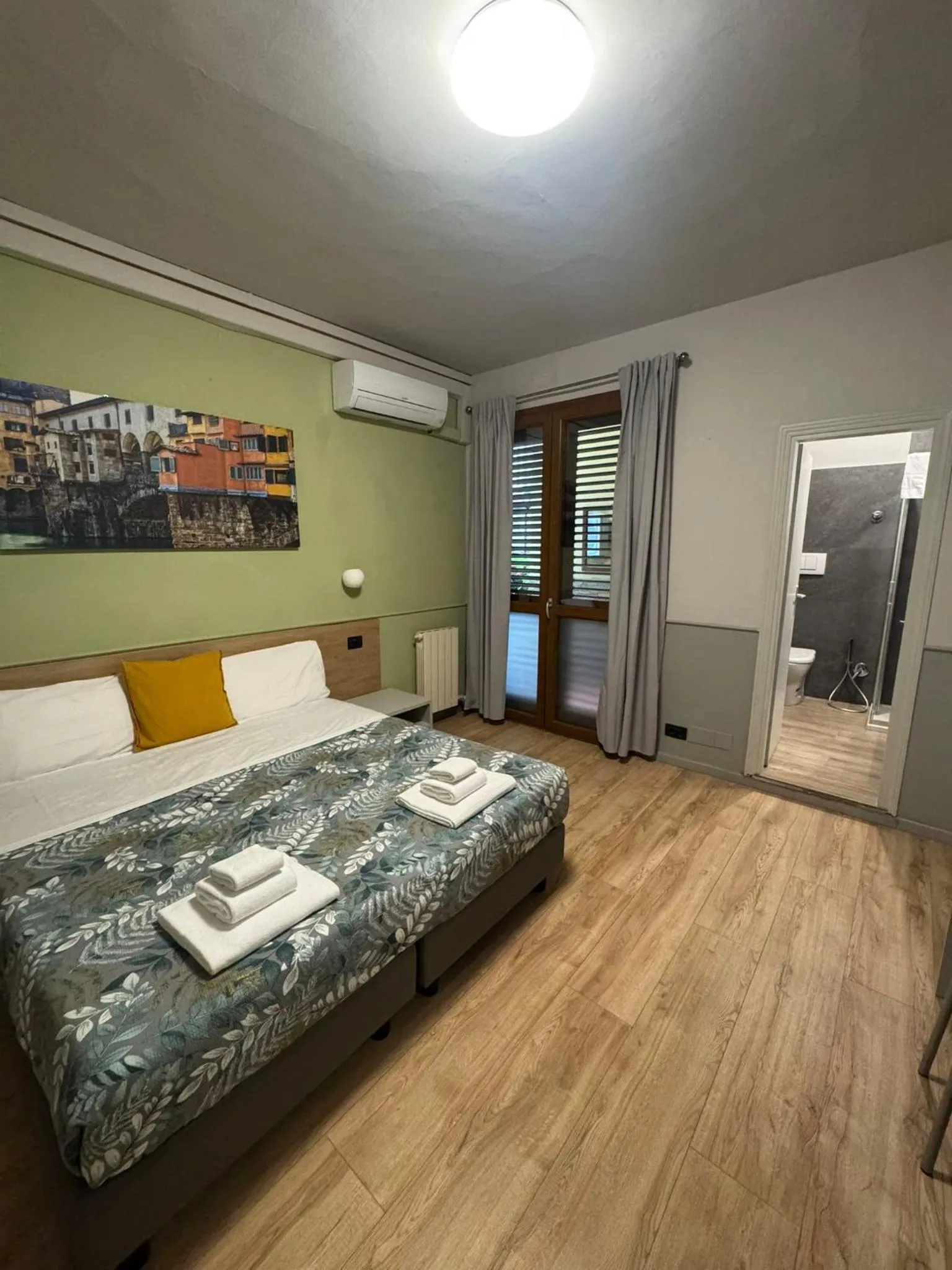 Bed in Hotel Camilla Guelfa