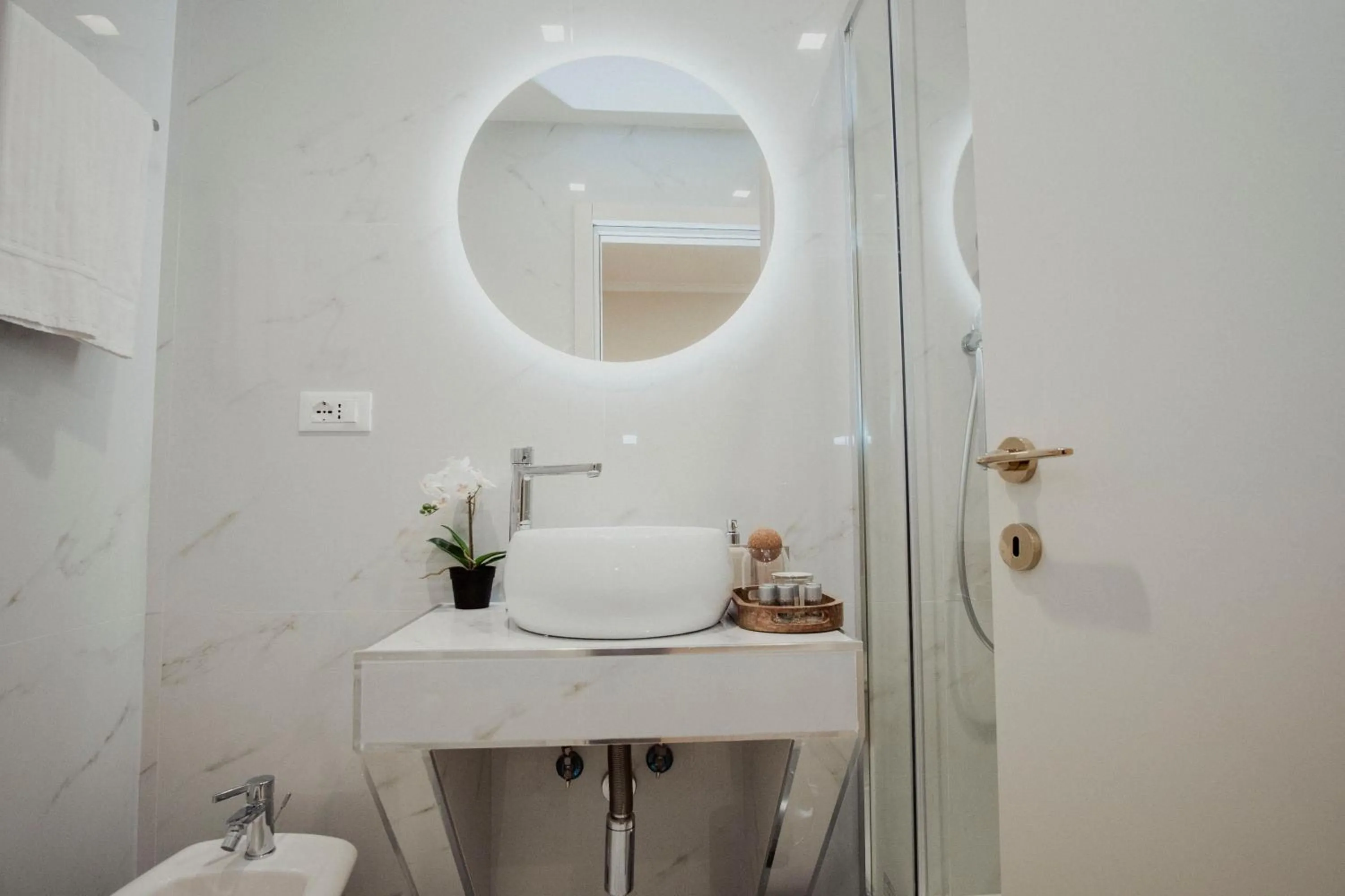 Bathroom in Cesare ai Cavalieri Suites