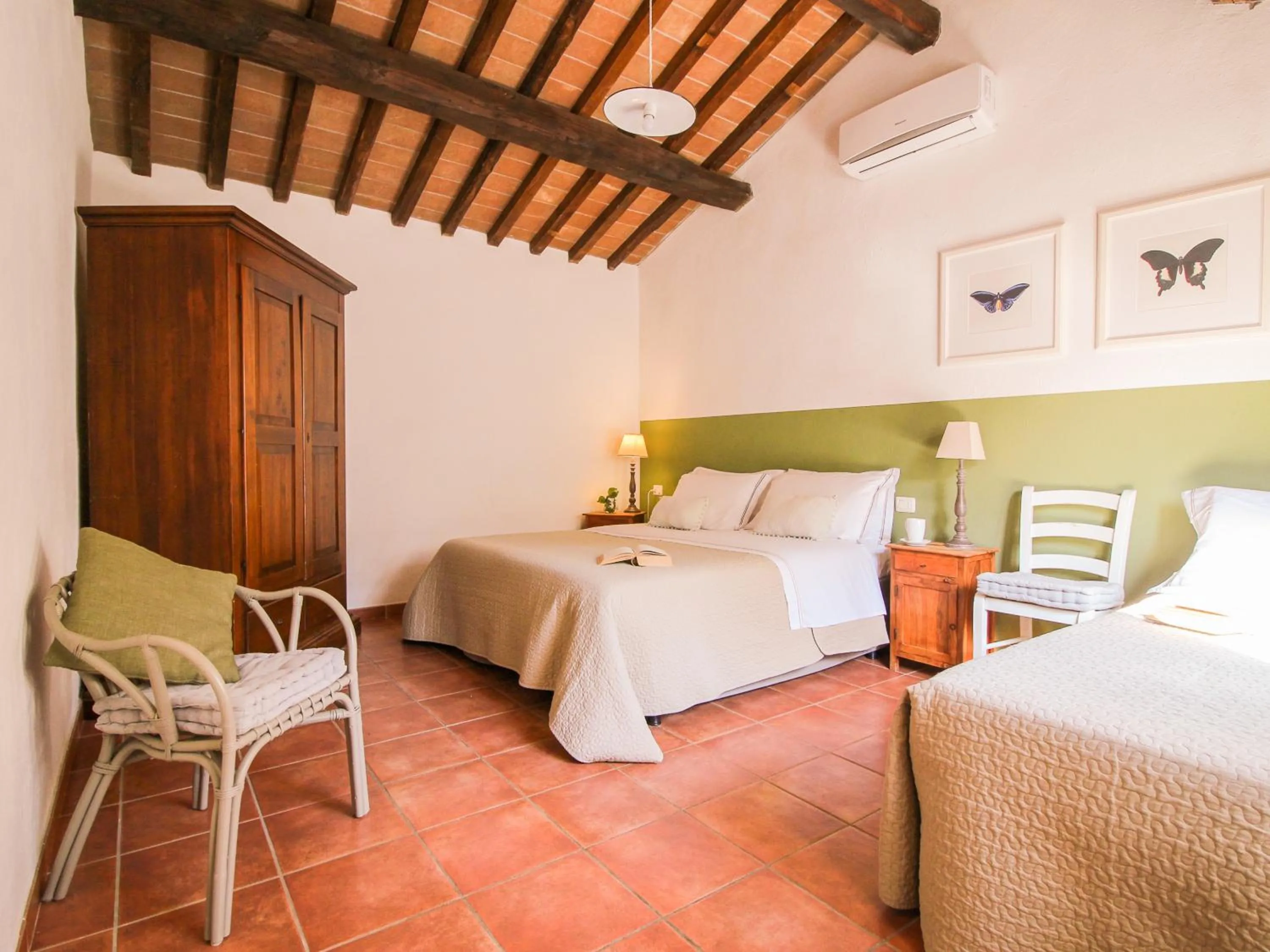 Bed in Agriturismo Boschi di Montecalvi