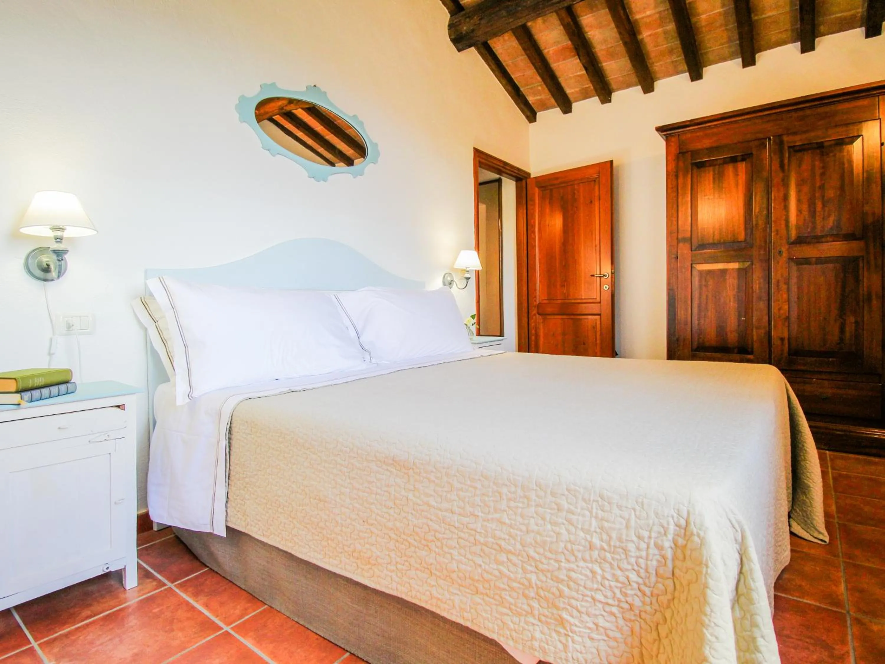 Bed in Agriturismo Boschi di Montecalvi