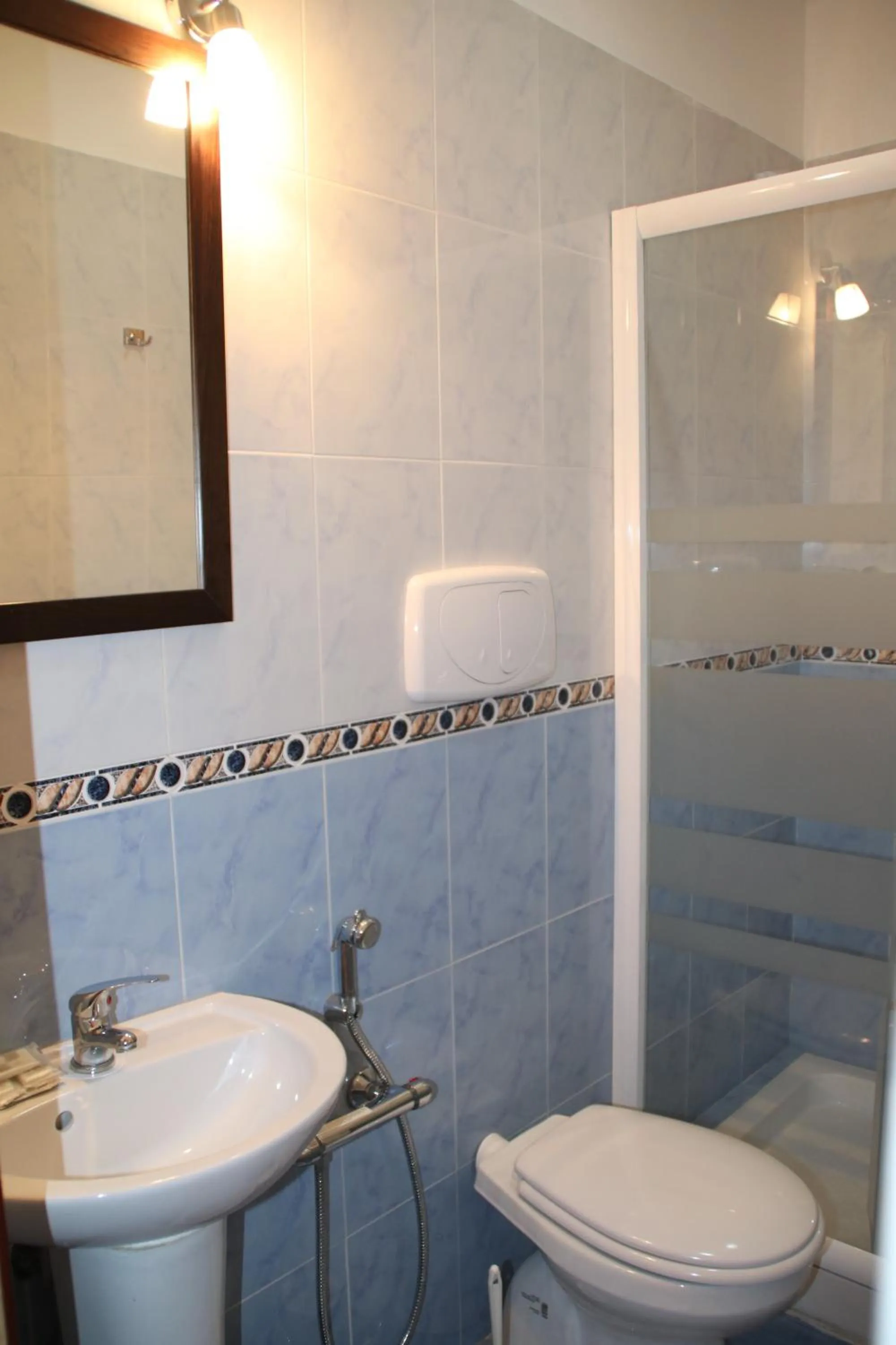 Bathroom in Hôtel Lutetia