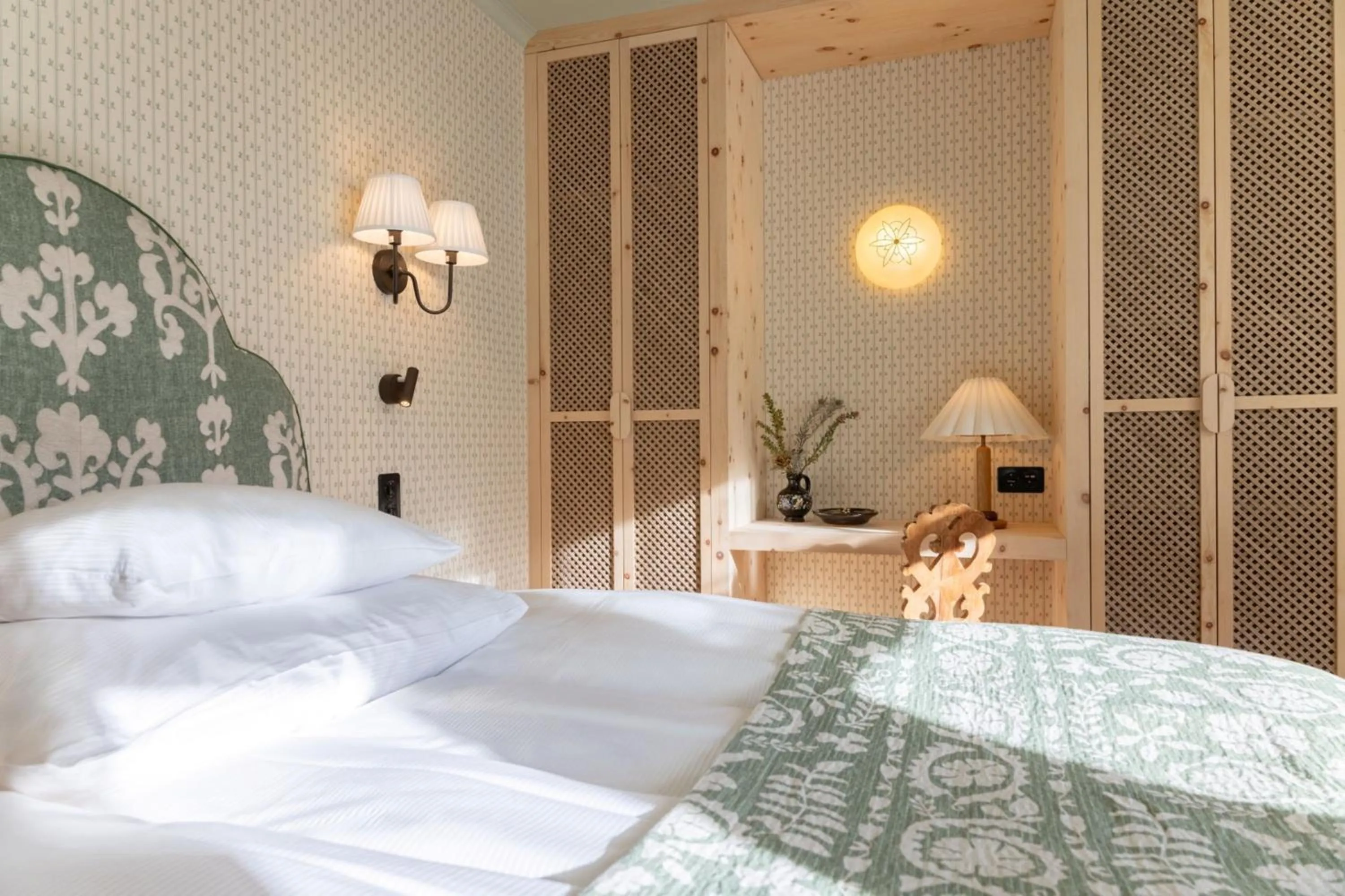 Bedroom, Bed in Hotel Walther - Relais & Châteaux