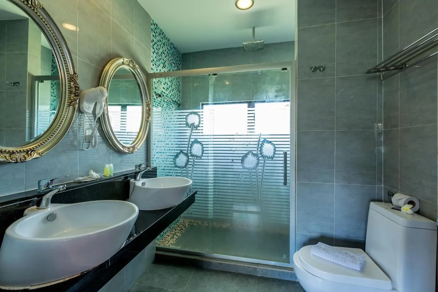 Bathroom in Beringgis Beach Resort & Spa