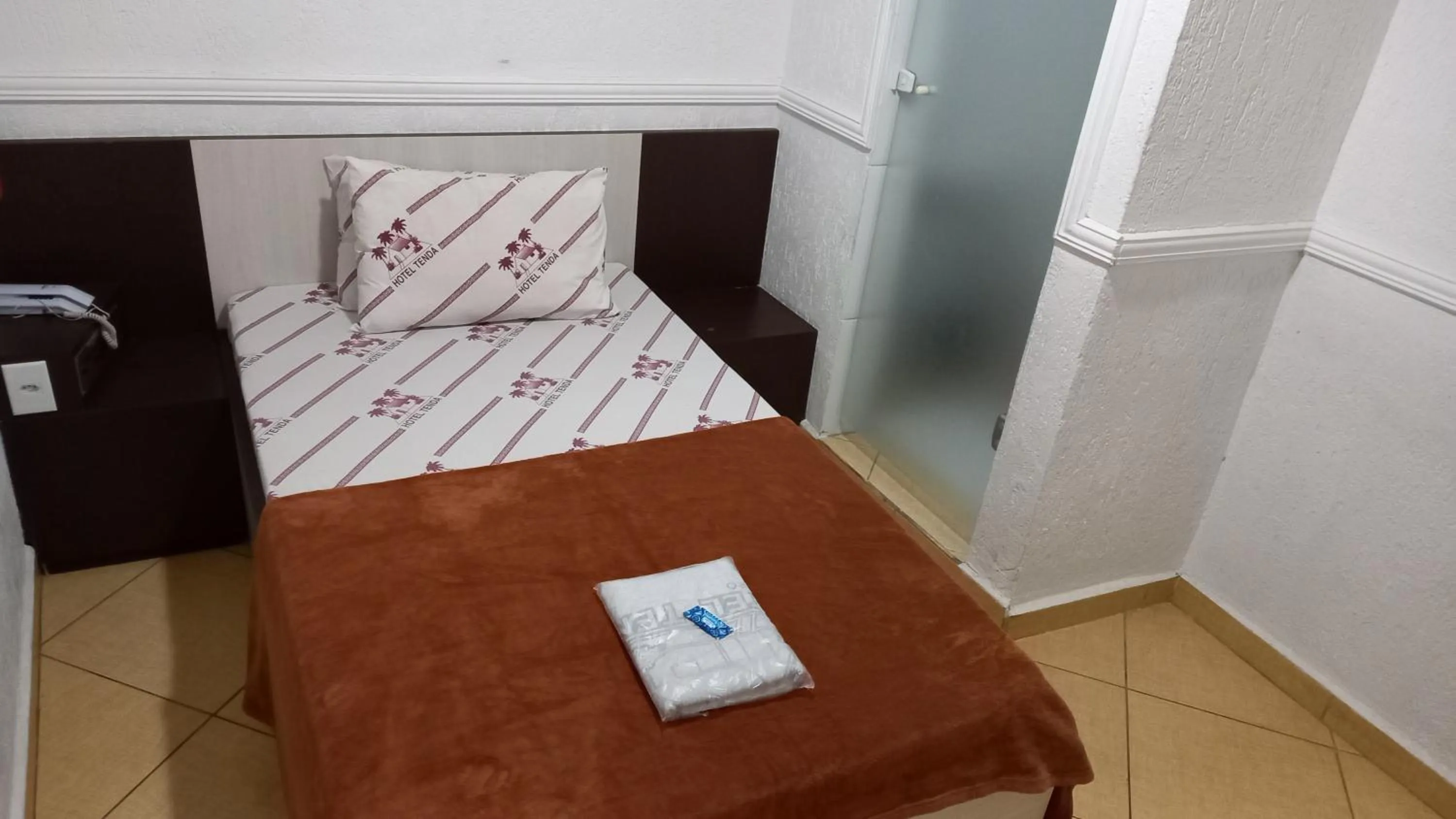 Bed in Hotel Tenda Brigadeiro - 5 Minutos a Pé do Metrô e Praça da Sé, 8 Minutos da Rua 25 de Março e Liberdade - Estacionamento Opcional