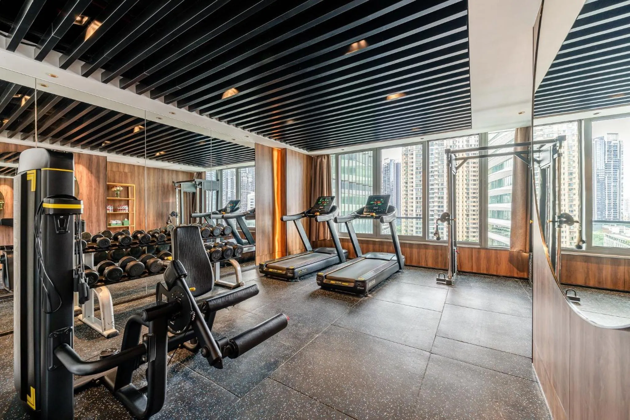 Fitness centre/facilities in Holiday Inn Guangzhou Zhujiang New Town