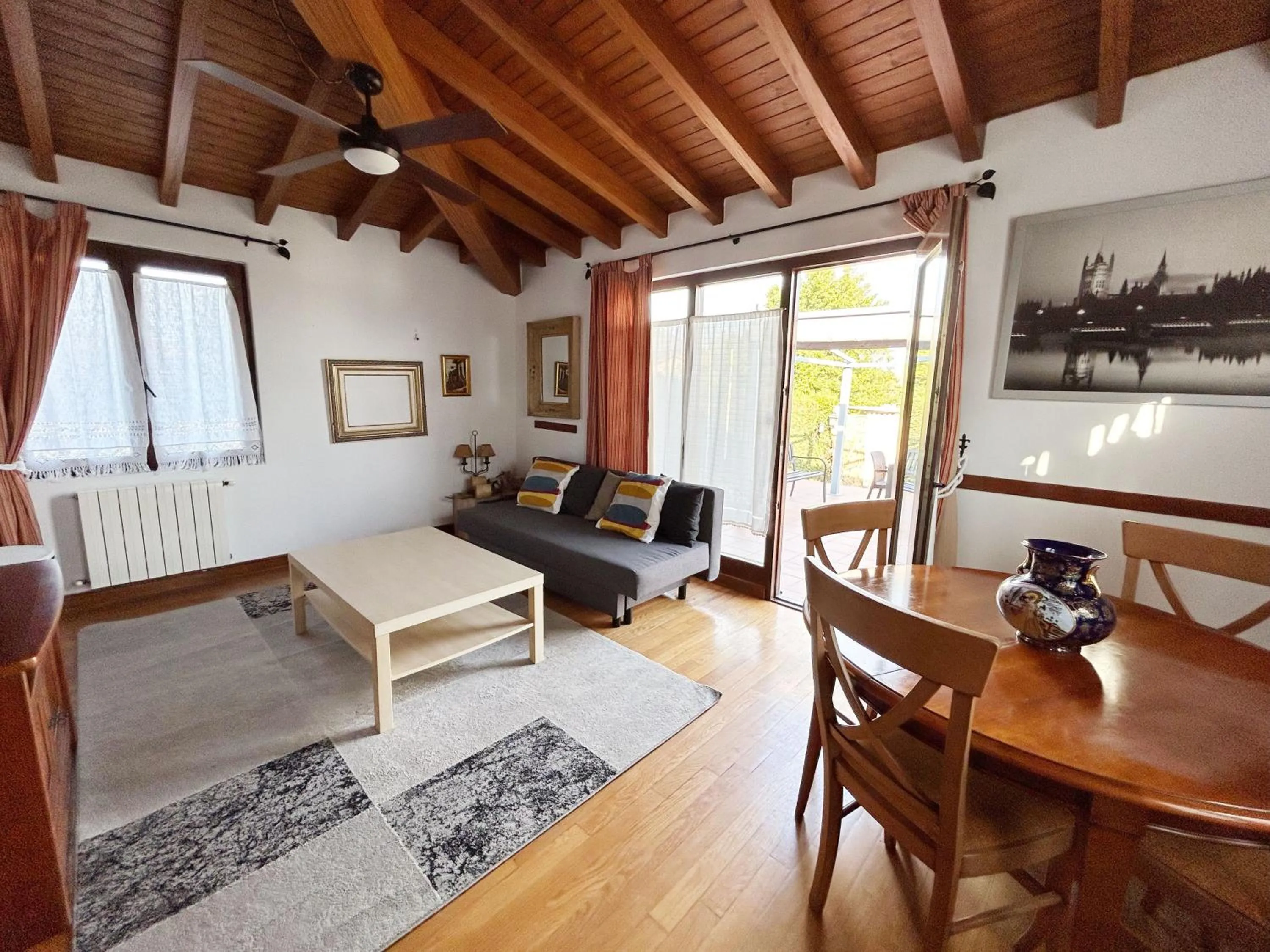 TV and multimedia in Posada La Casona de Los Güelitos