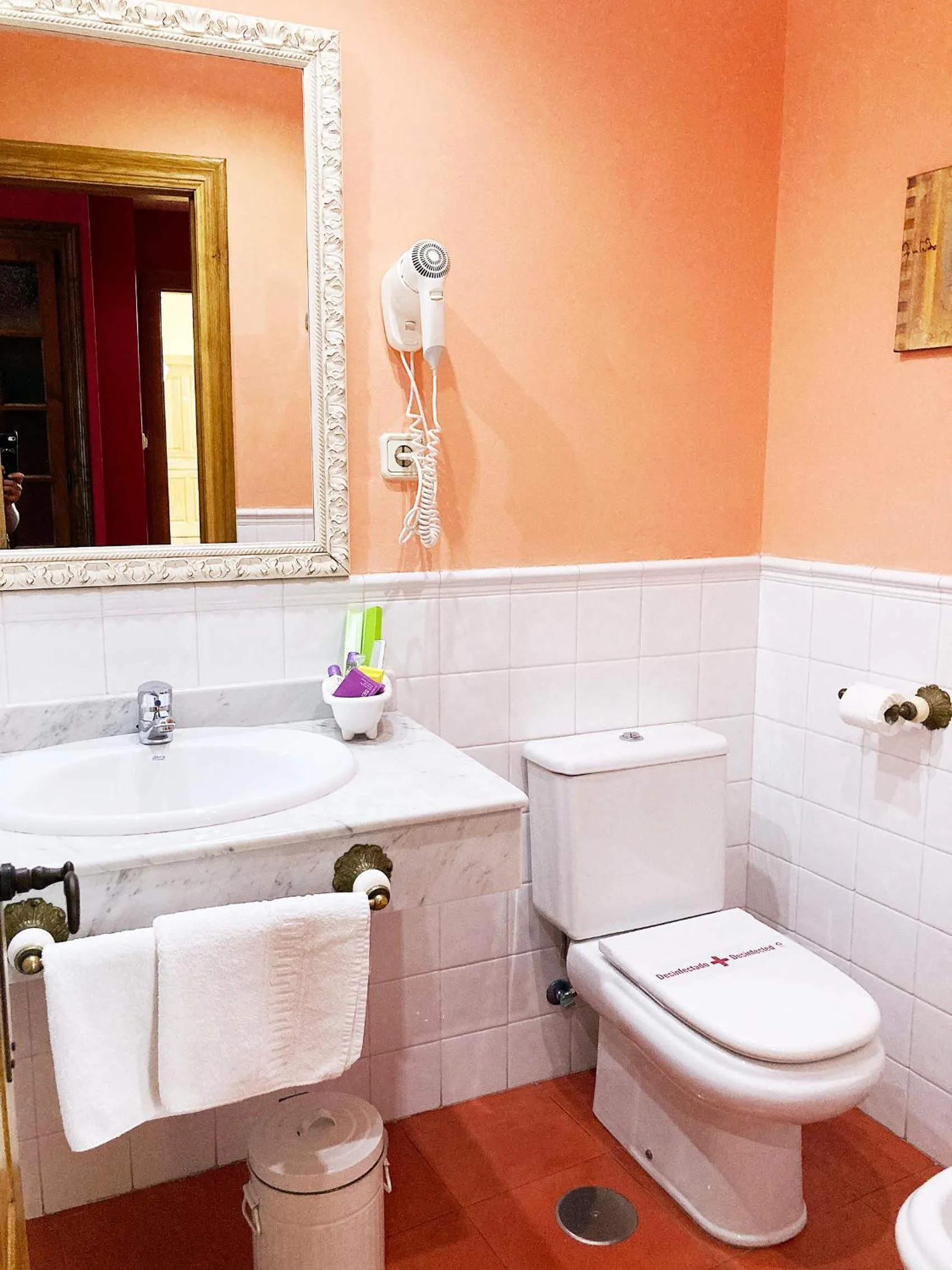 Toilet in Posada La Casona de Los Güelitos