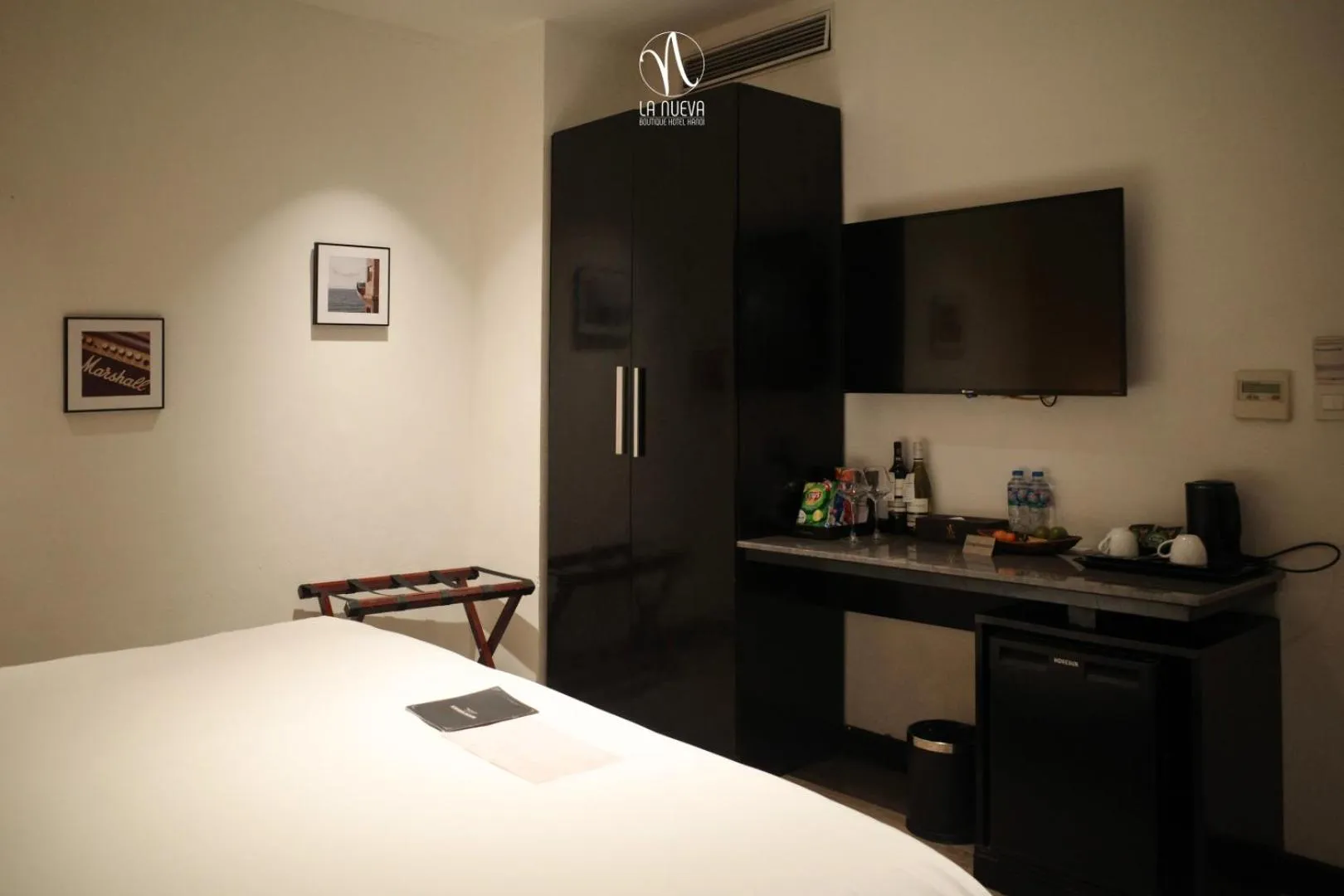 Bed in La Nueva Boutique Hotel Hanoi & Spa