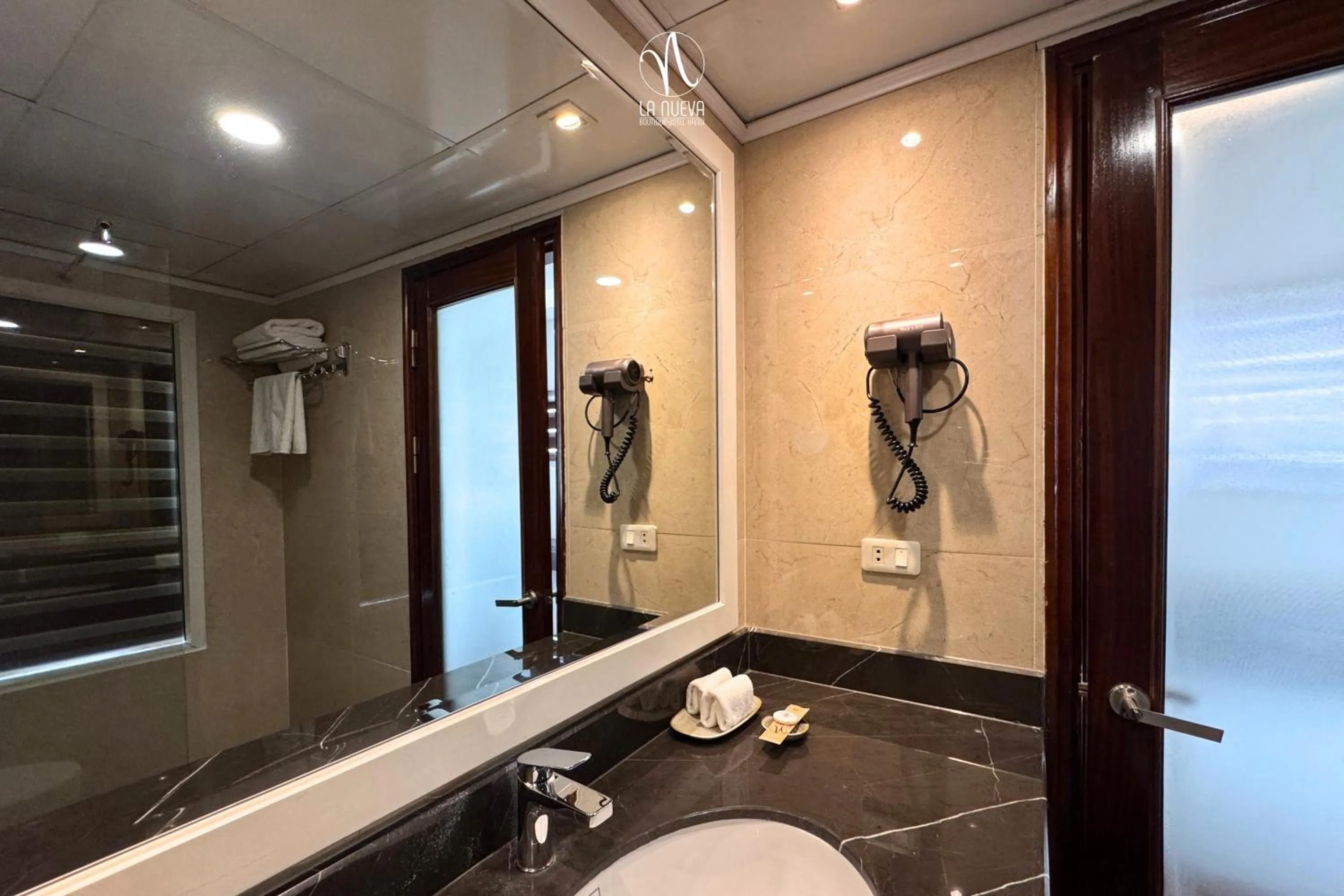 Bathroom in La Nueva Boutique Hotel Hanoi & Spa