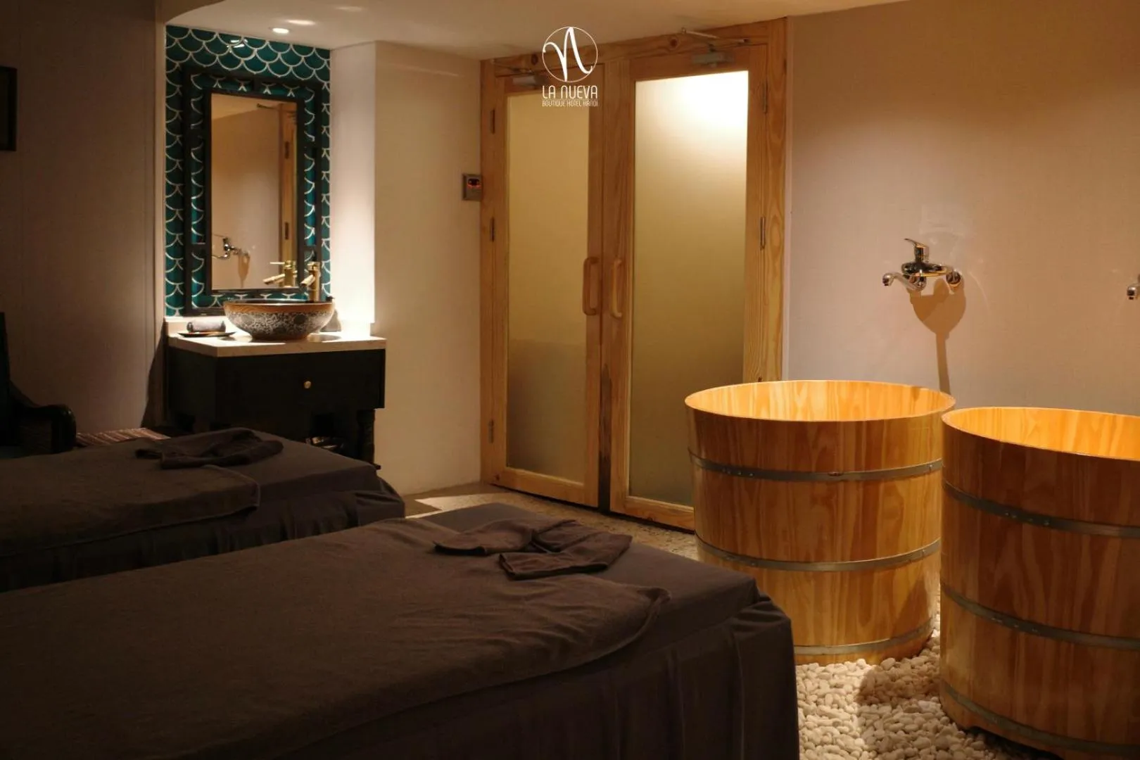 Spa and wellness centre/facilities, Bed in La Nueva Boutique Hotel Hanoi & Spa