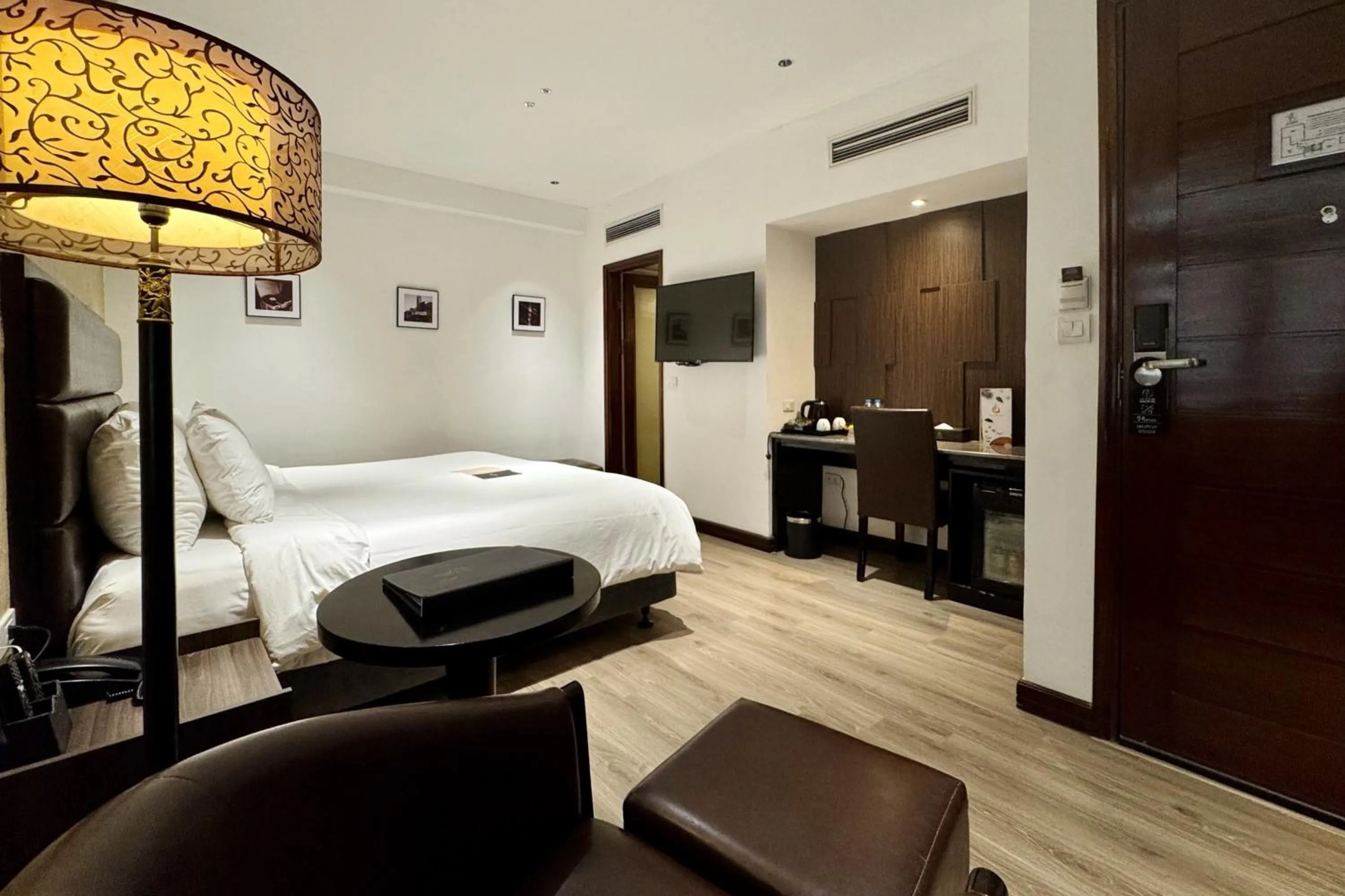 Bed in La Nueva Boutique Hotel Hanoi & Spa