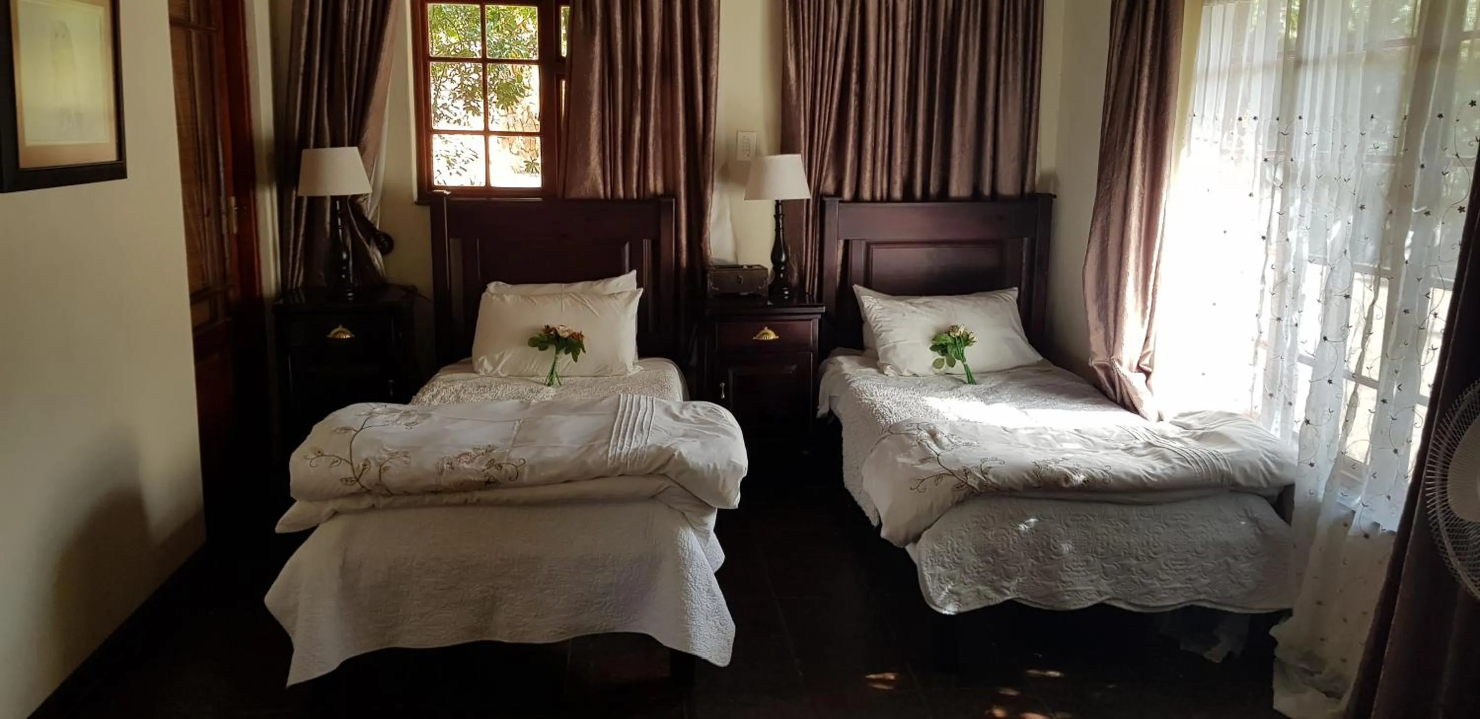 Bedroom, Bed in Forest Creek Lodge & Spa