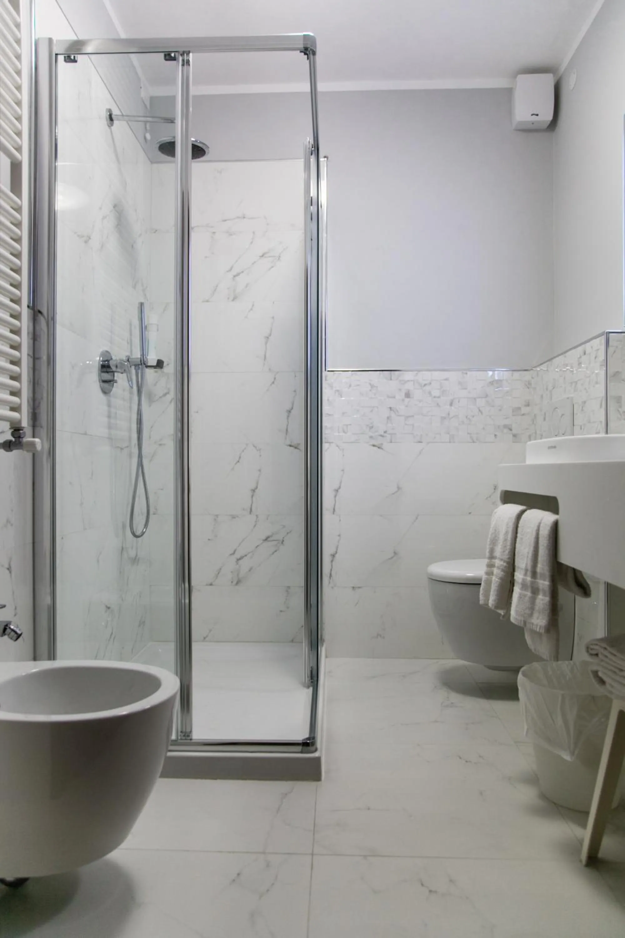 Bathroom in Hotel Europeo