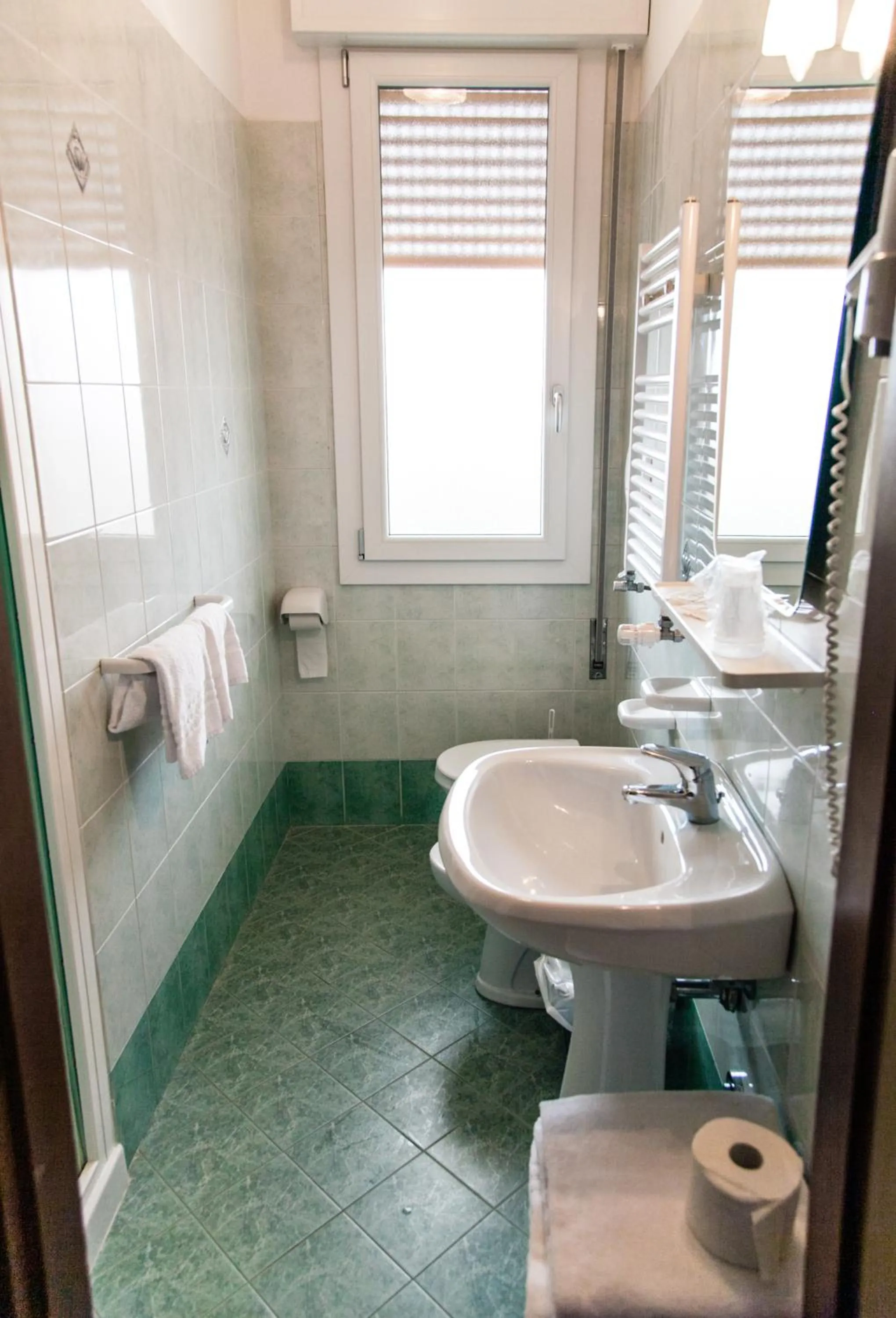 Bathroom in Hotel Europeo