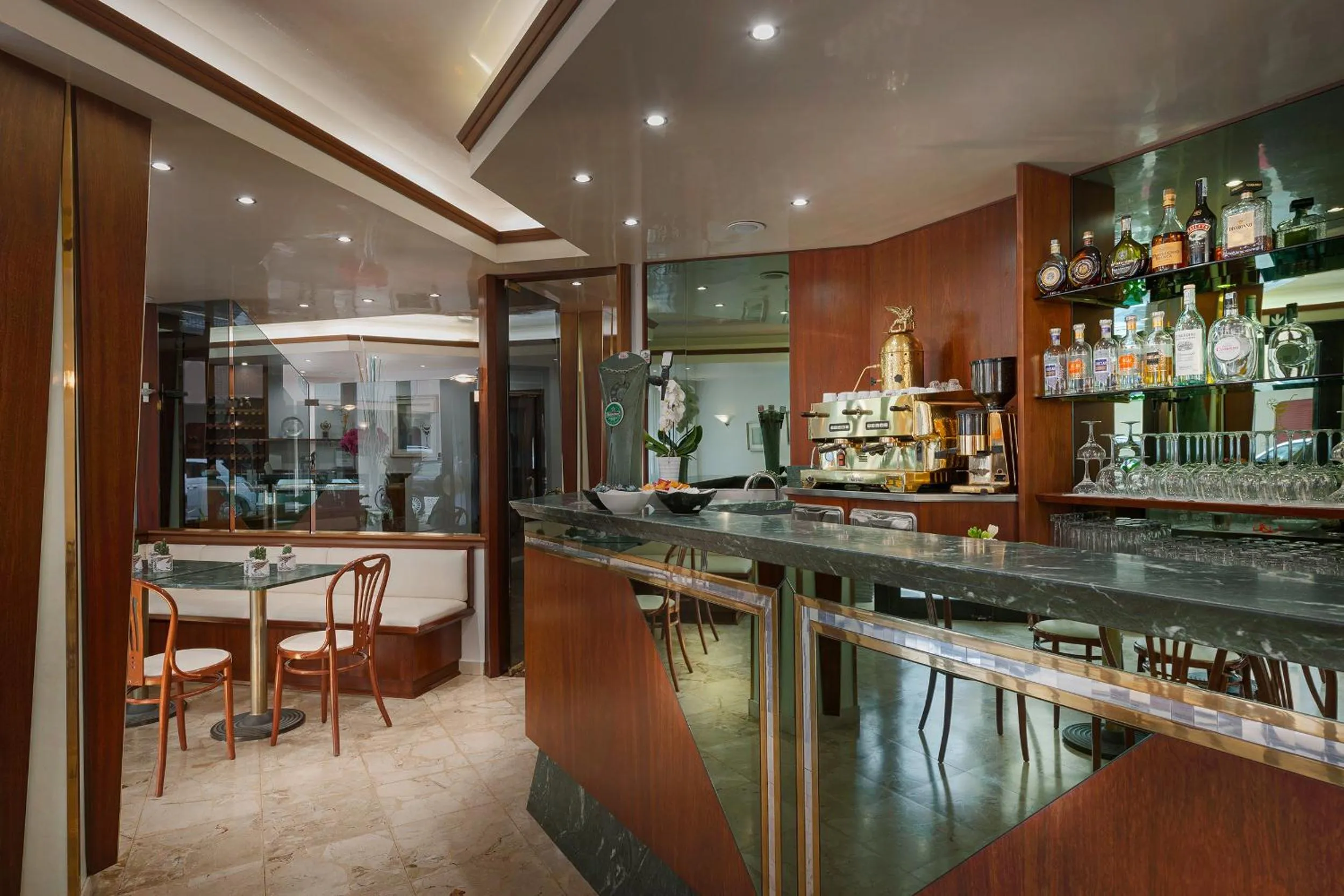 Lounge or bar in Hotel Europeo