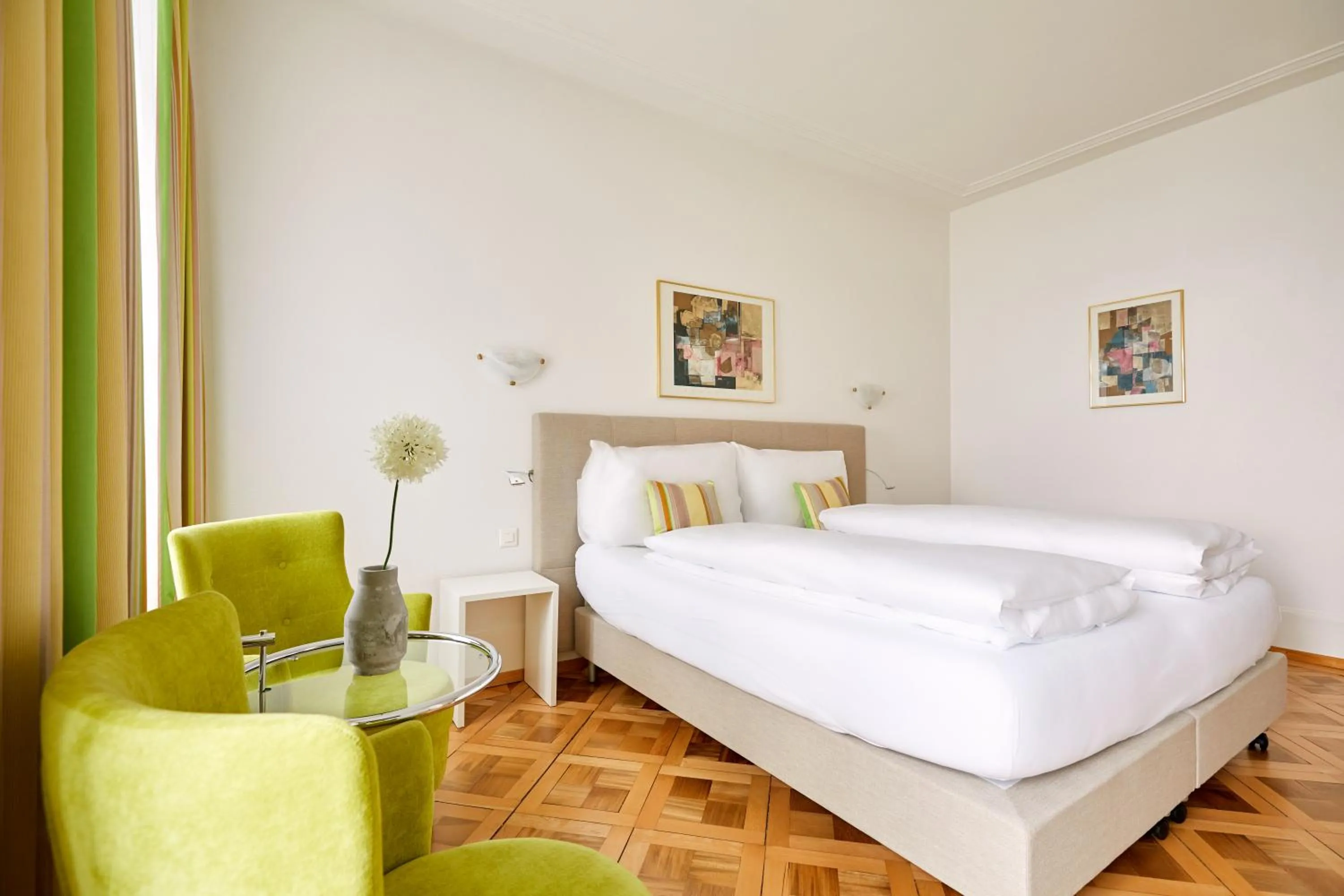 Bed in Hotel Schmid & Alfa