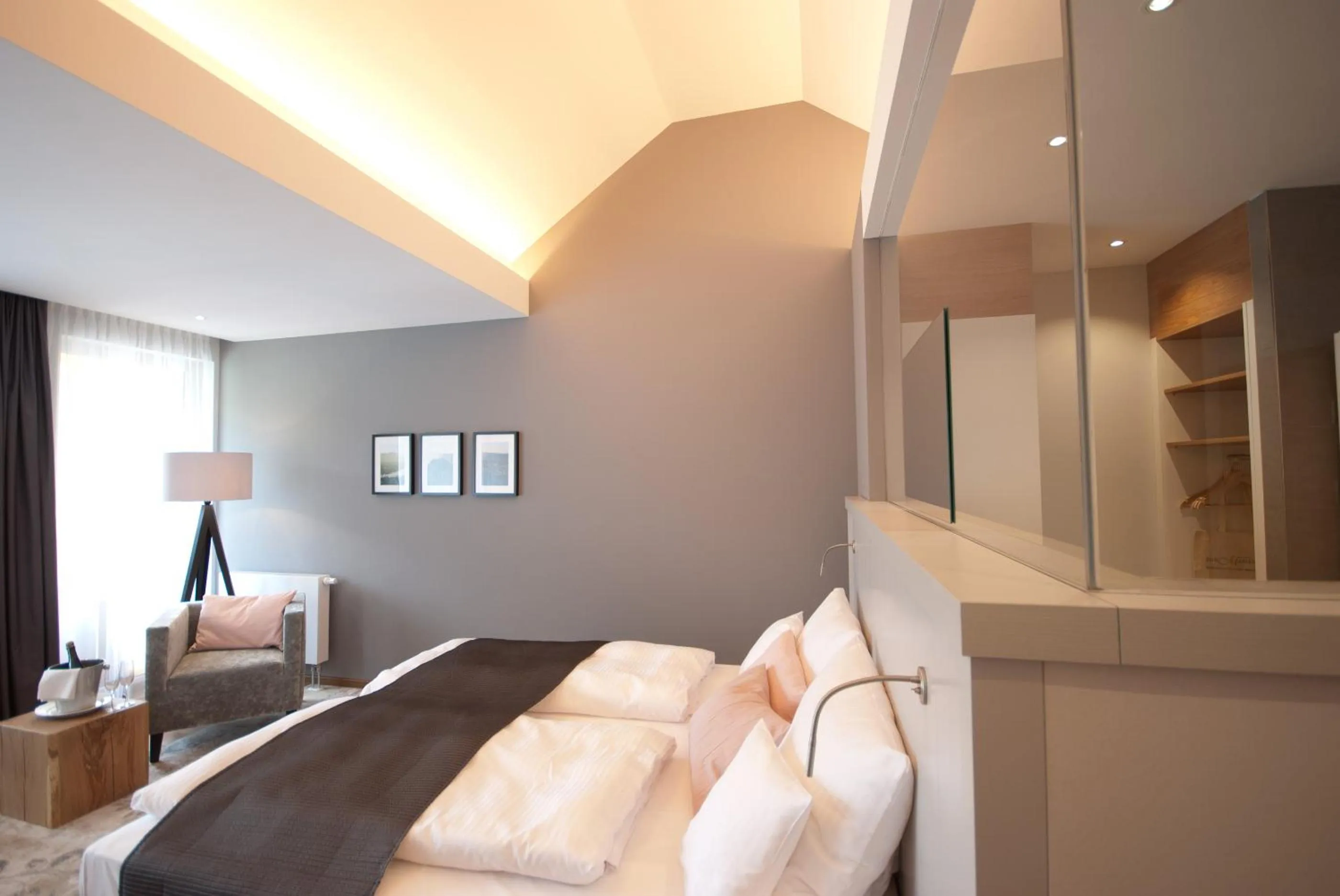 Bed in Hotel Restaurant zur Marienburg