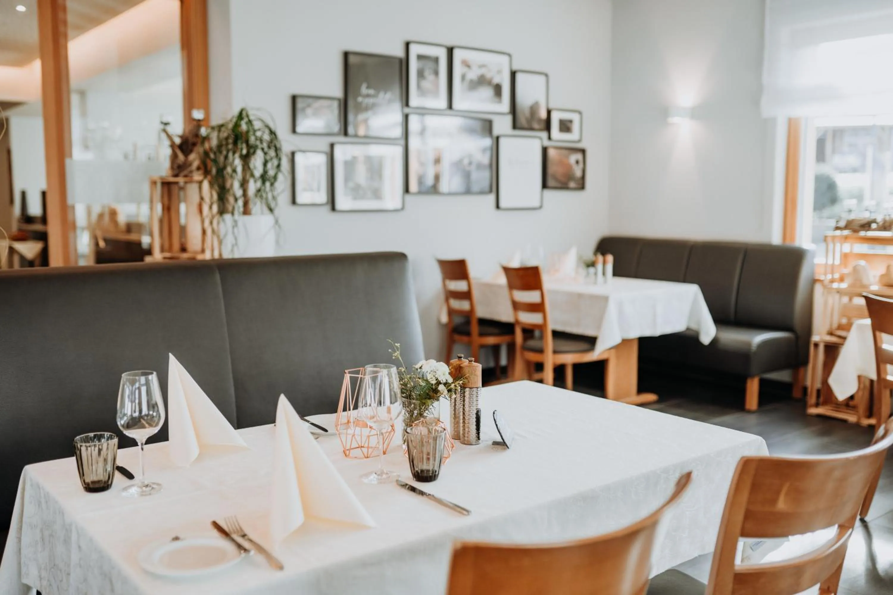 Restaurant/places to eat in Hotel Restaurant zur Marienburg