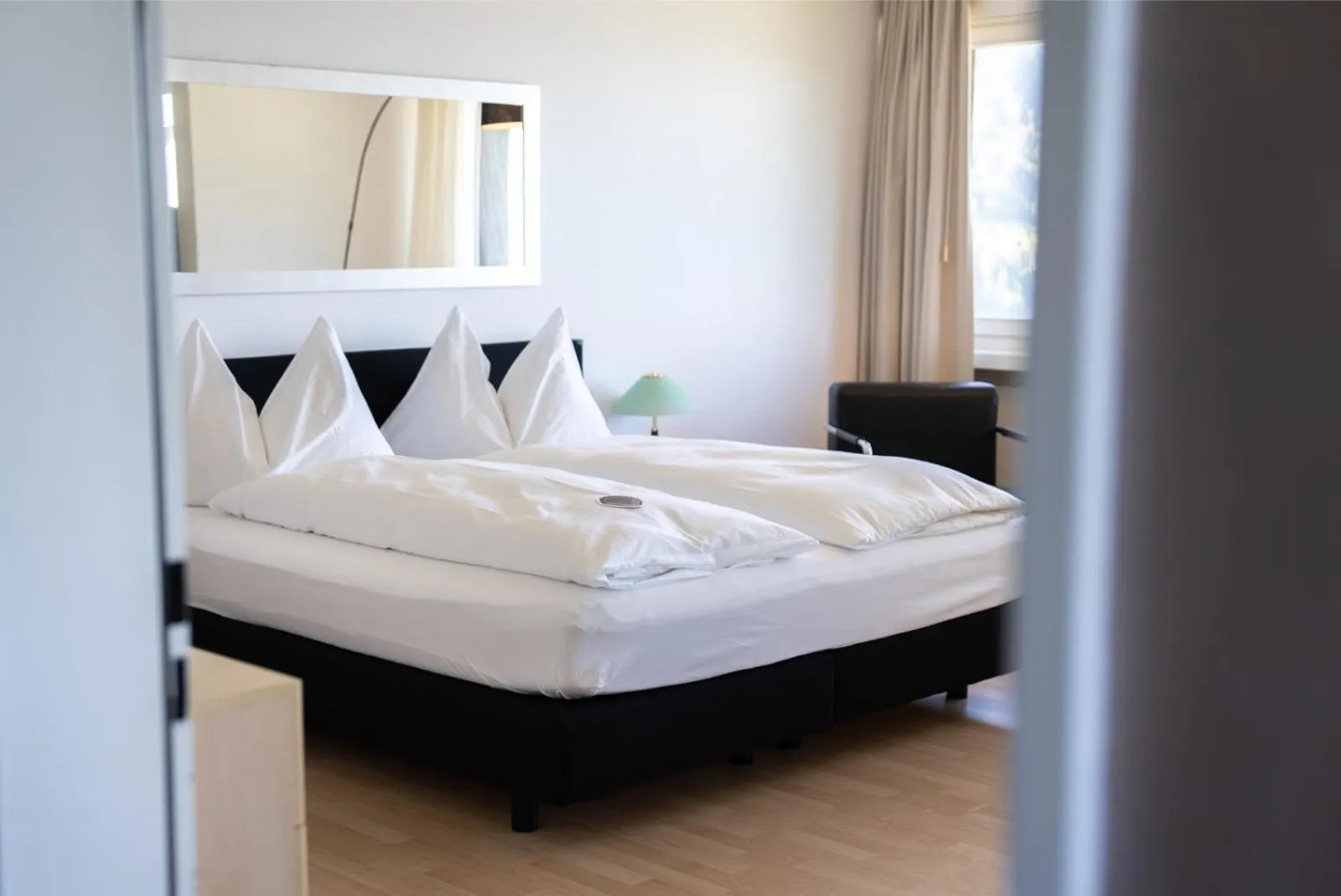 Bed in Seeblick Höhenhotel