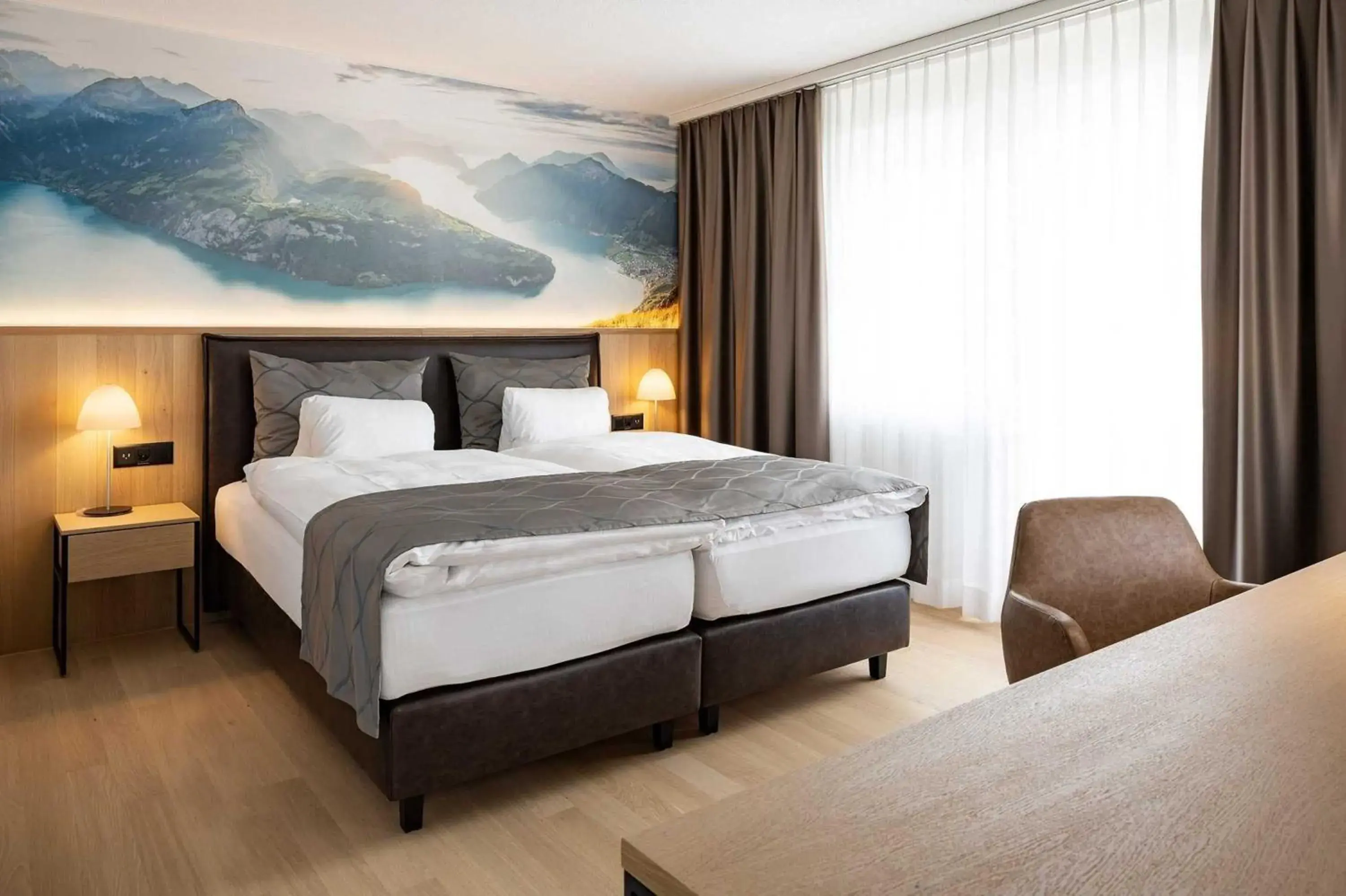 Double Room with Balcony and Mountain View in Seehotel Winkelried Double Room with Balcony and Mountain View in Seehotel Winkelried