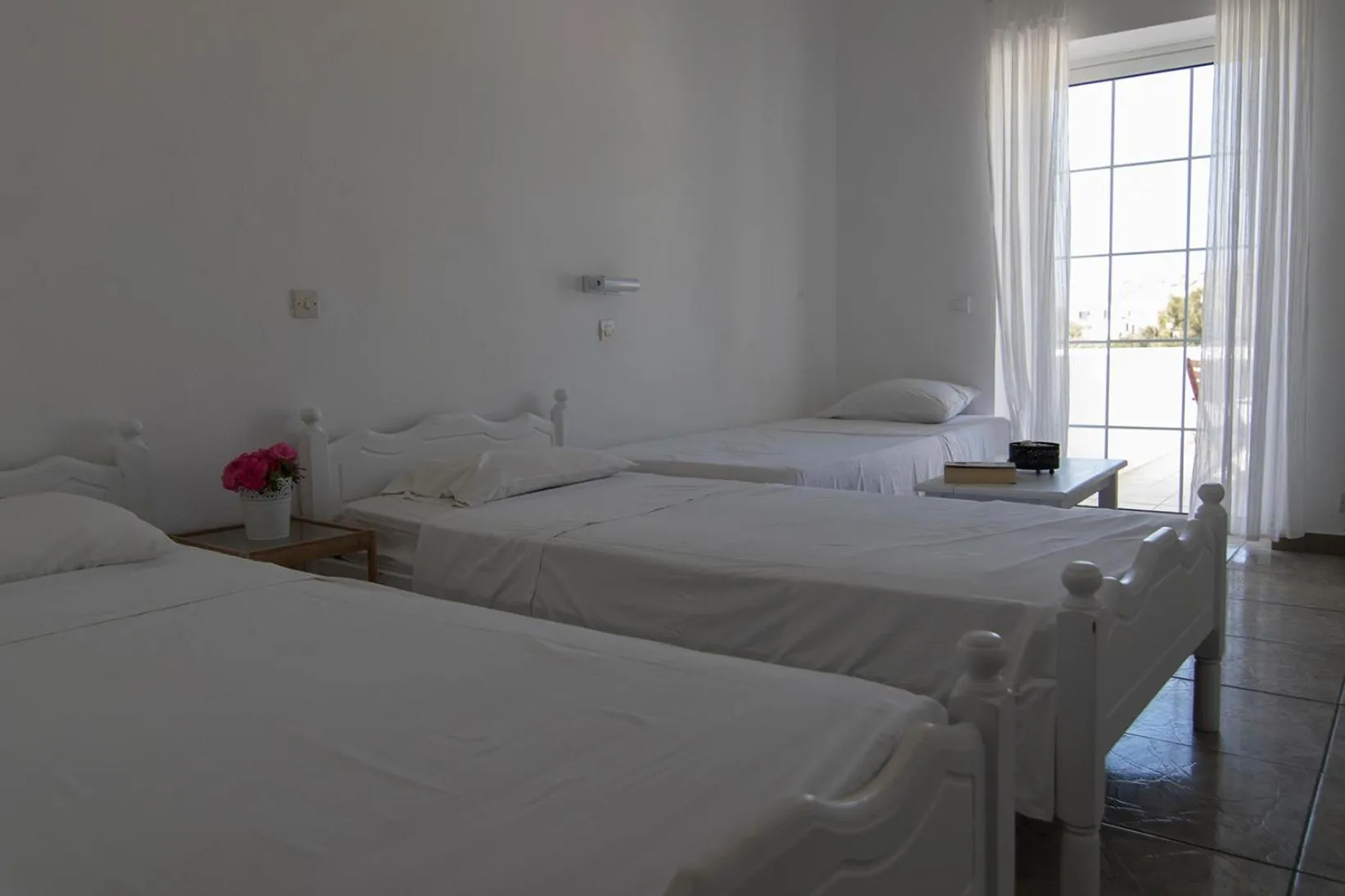 Photo of the whole room, Bed in Armadoros Hotel / Ios Backpackers