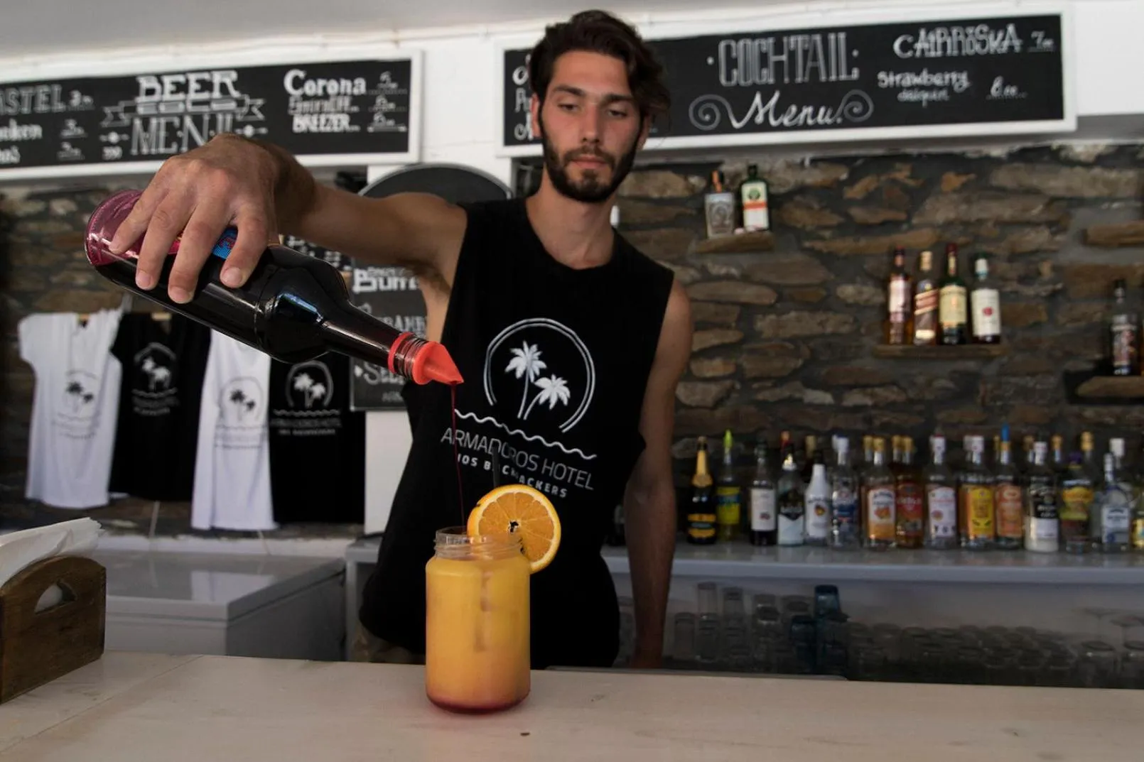 Restaurant/places to eat in Armadoros Hotel / Ios Backpackers