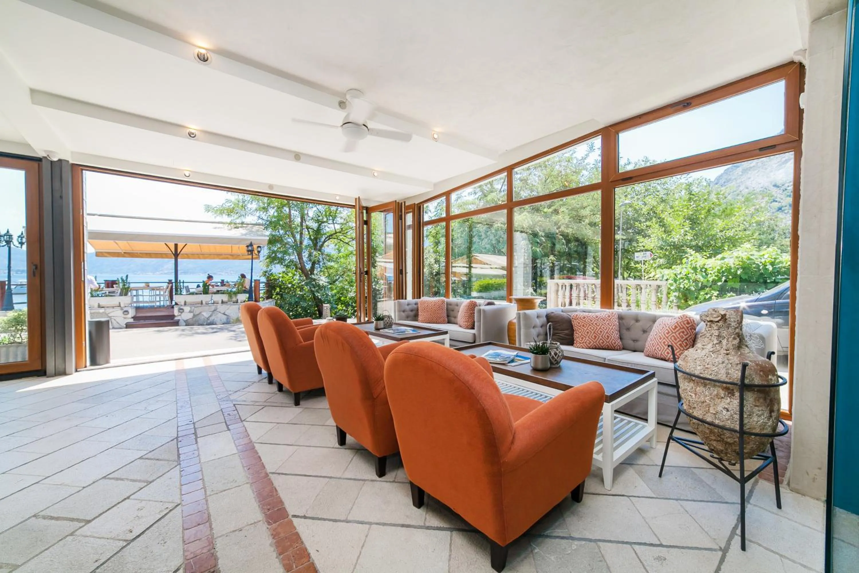 Lounge or bar in Hotel Casa del Mare - Amfora