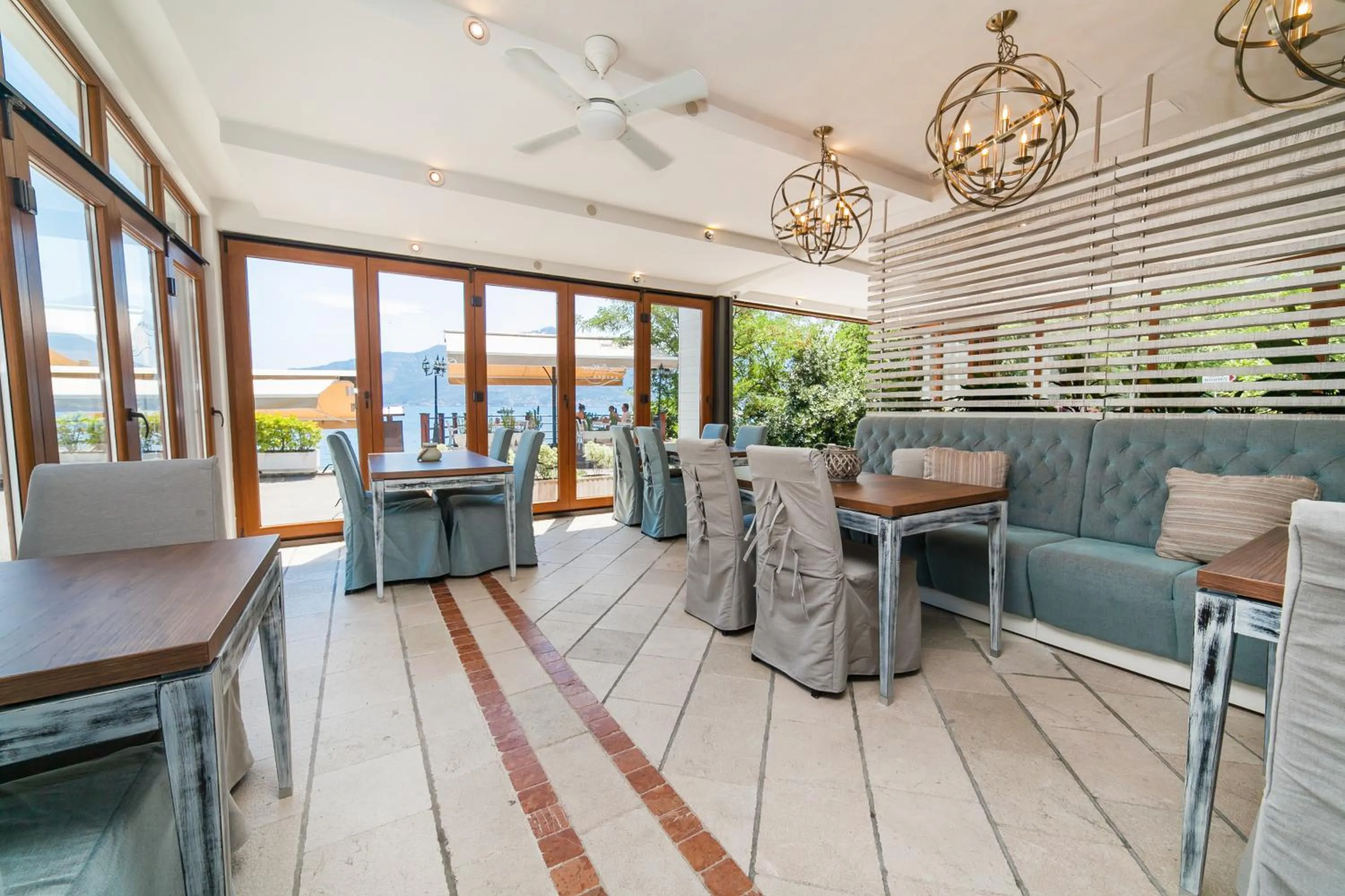 Restaurant/places to eat in Hotel Casa del Mare - Amfora