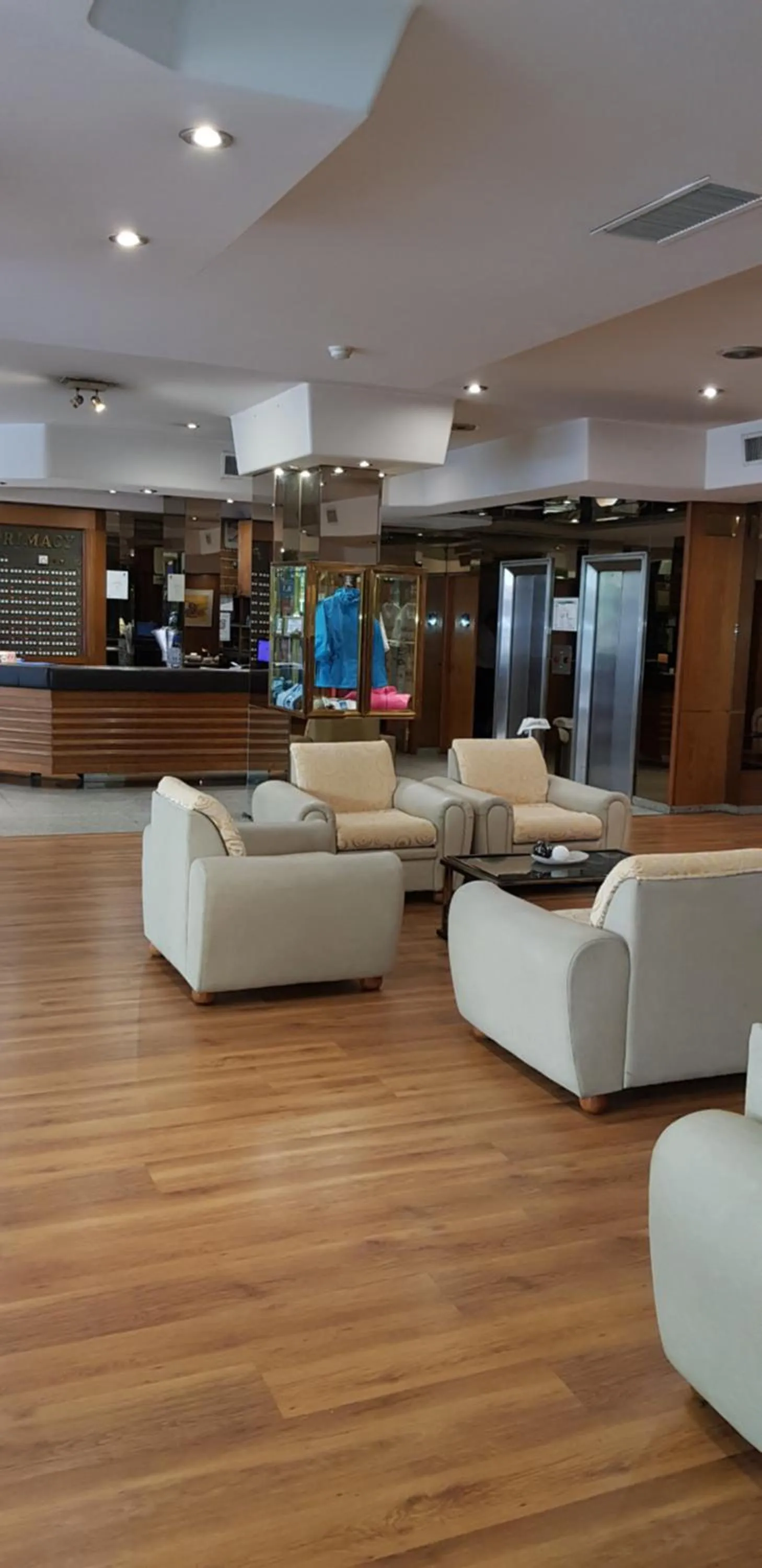 Lobby or reception in Primacy Hotel