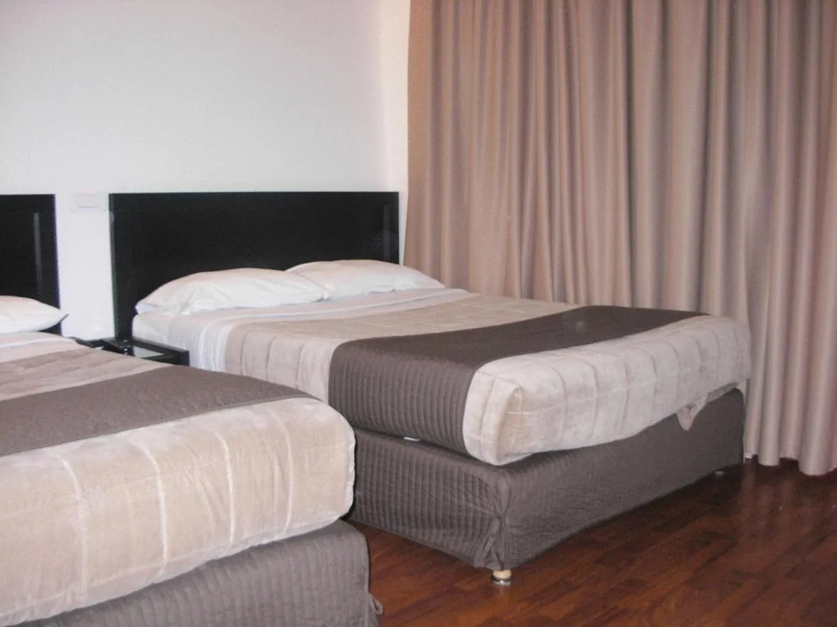Photo of the whole room, Bed in Cosmotel Hotel
